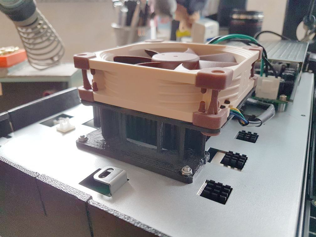 Rigol MSO5000 Fan Holder for Noctua Fan
