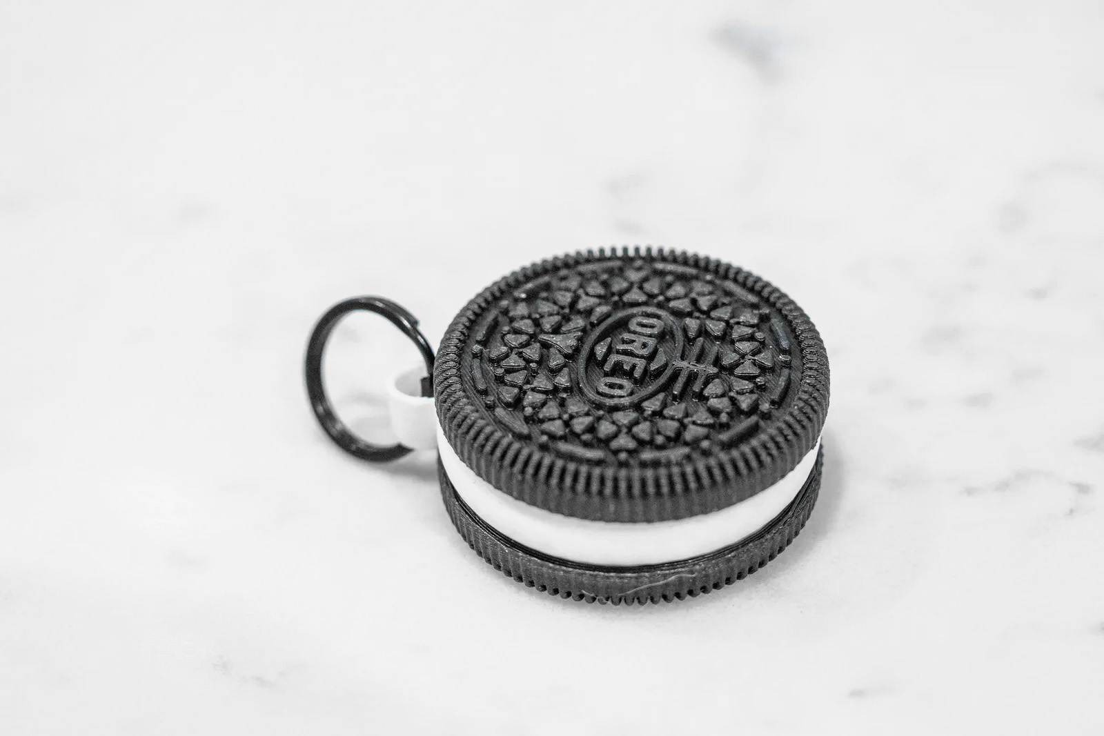 oreo-airtag-keychain-by-maxelman-download-free-stl-model-printables