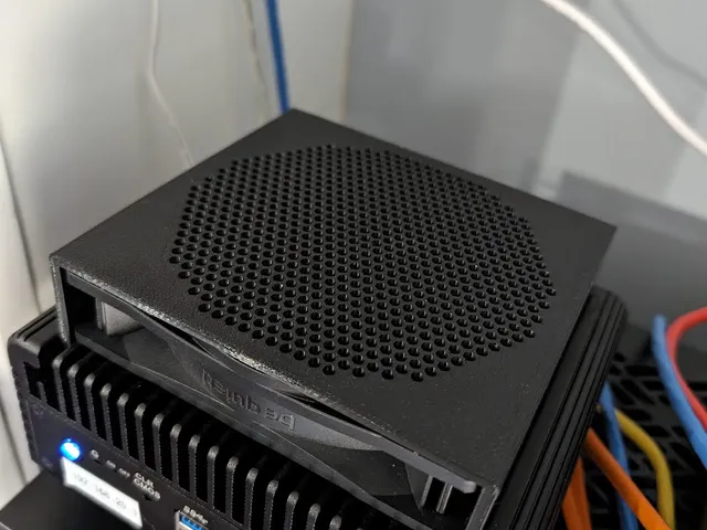 CWWK/Topton Mini PC Fan Mount