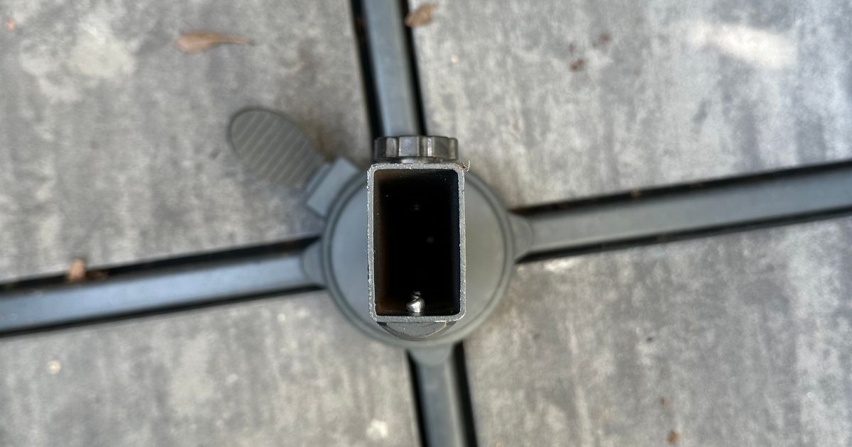 Rain stopper for garden umbrella by alessandro.calzavara Download