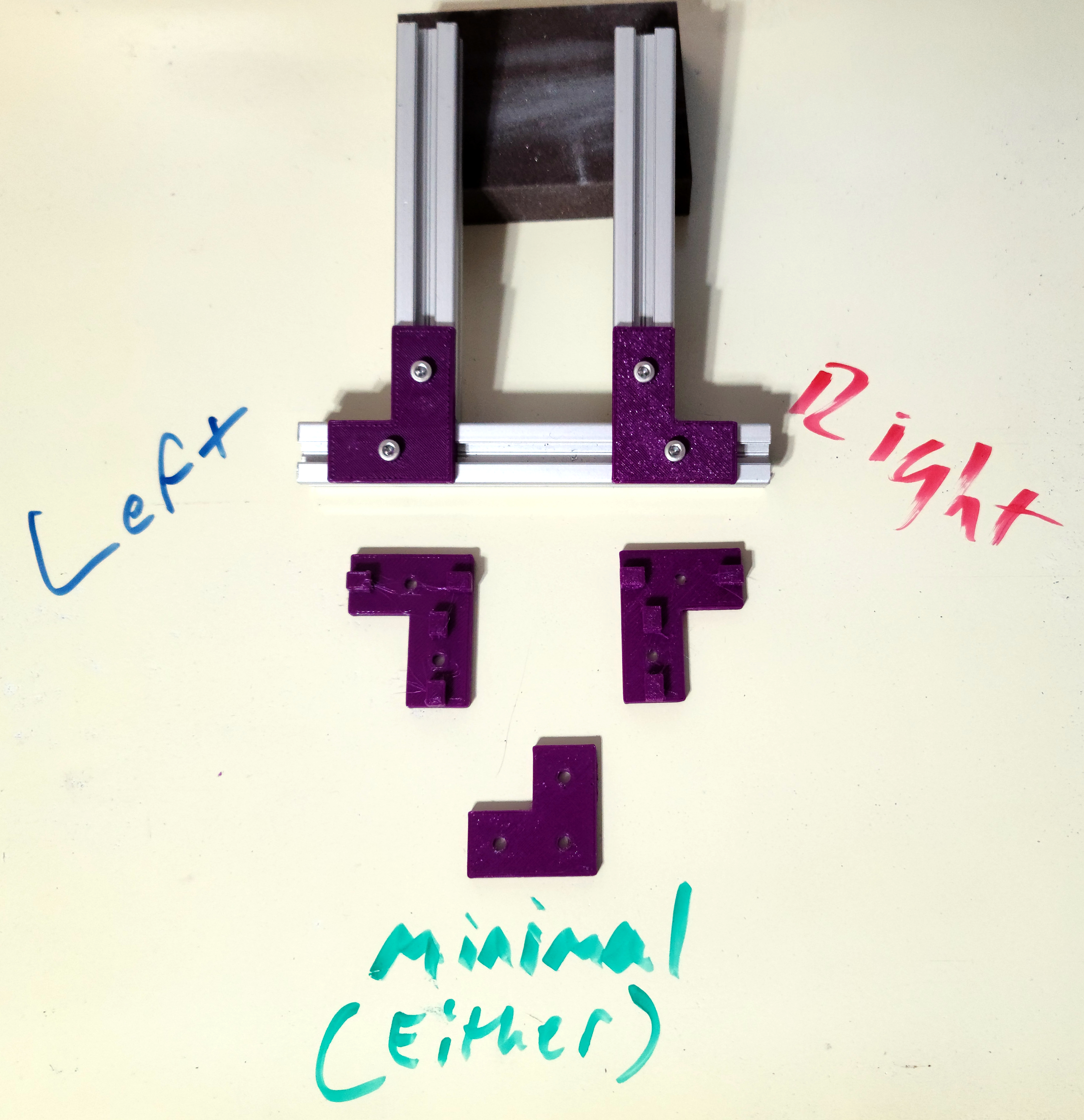 Miniatura 2 do modelo 3D 2020 Alignment Brackets