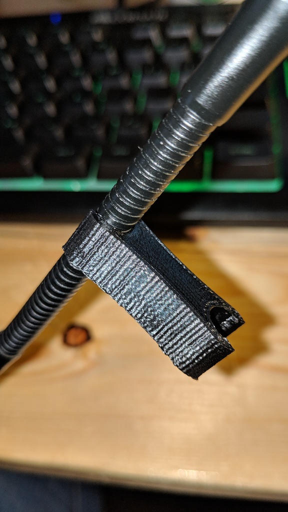 Shure MX412 / MX418 Gooseneck clip