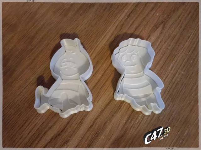 Maya The Bee Cookie Cutter