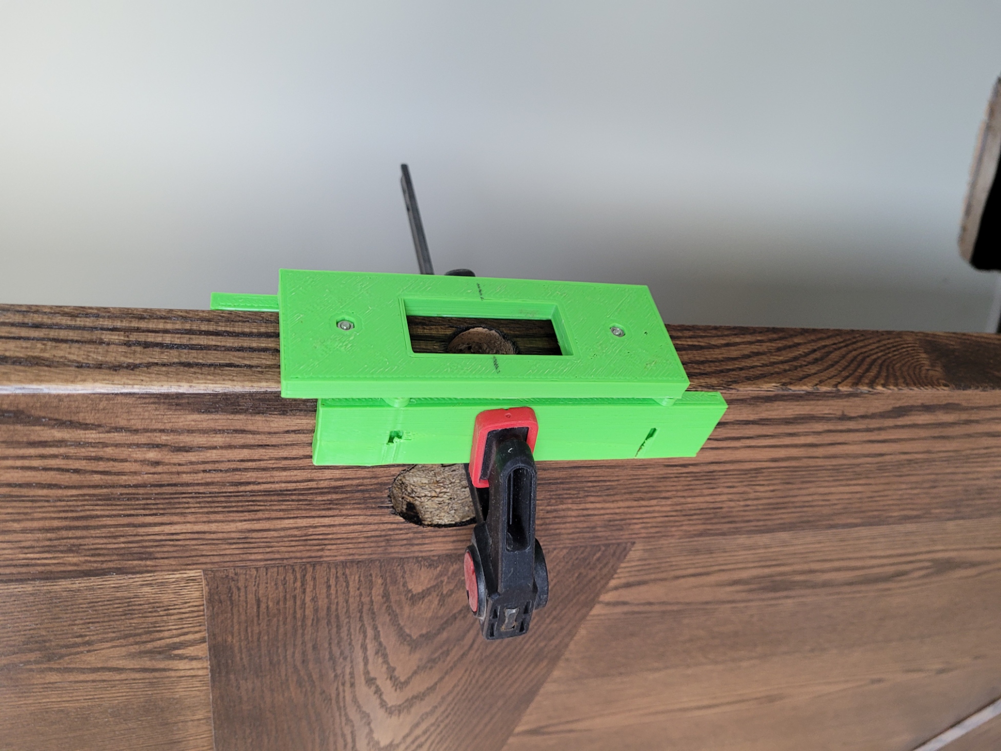 Self Centering Door Knob Latch Plate Router Jig by Michael McTavish Download free STL model