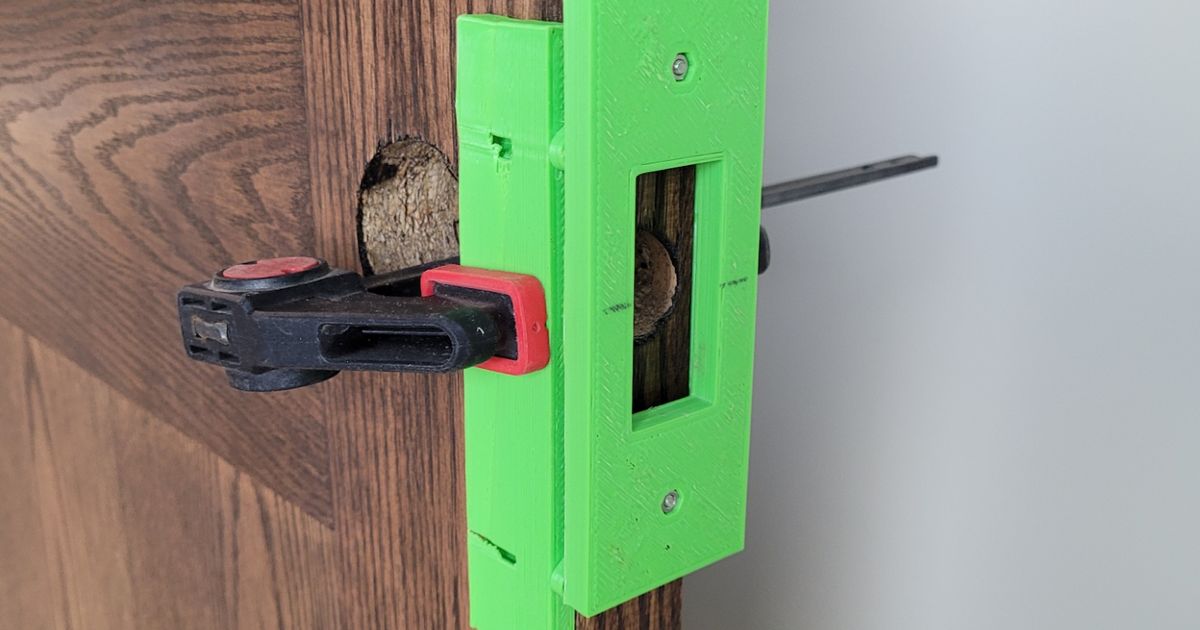 Self Centering Door Knob Latch Plate Router Jig by Michael McTavish