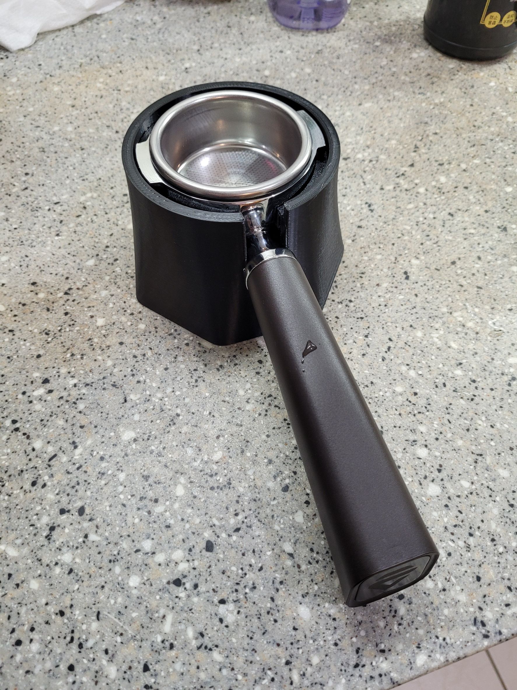 Tamper Station for Lelit Portafilter by David Yu Download free STL