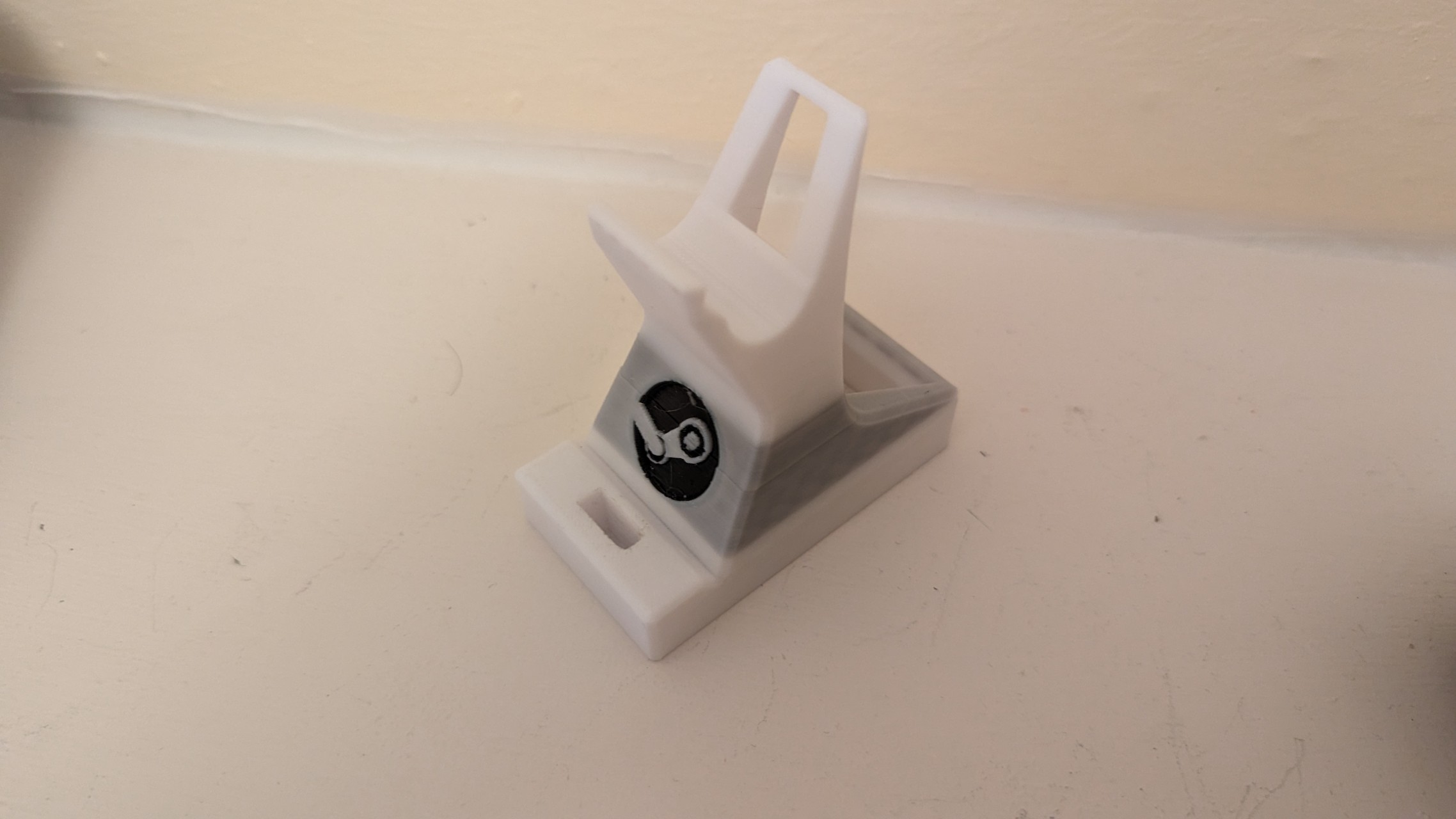 steam controller and dongle stand