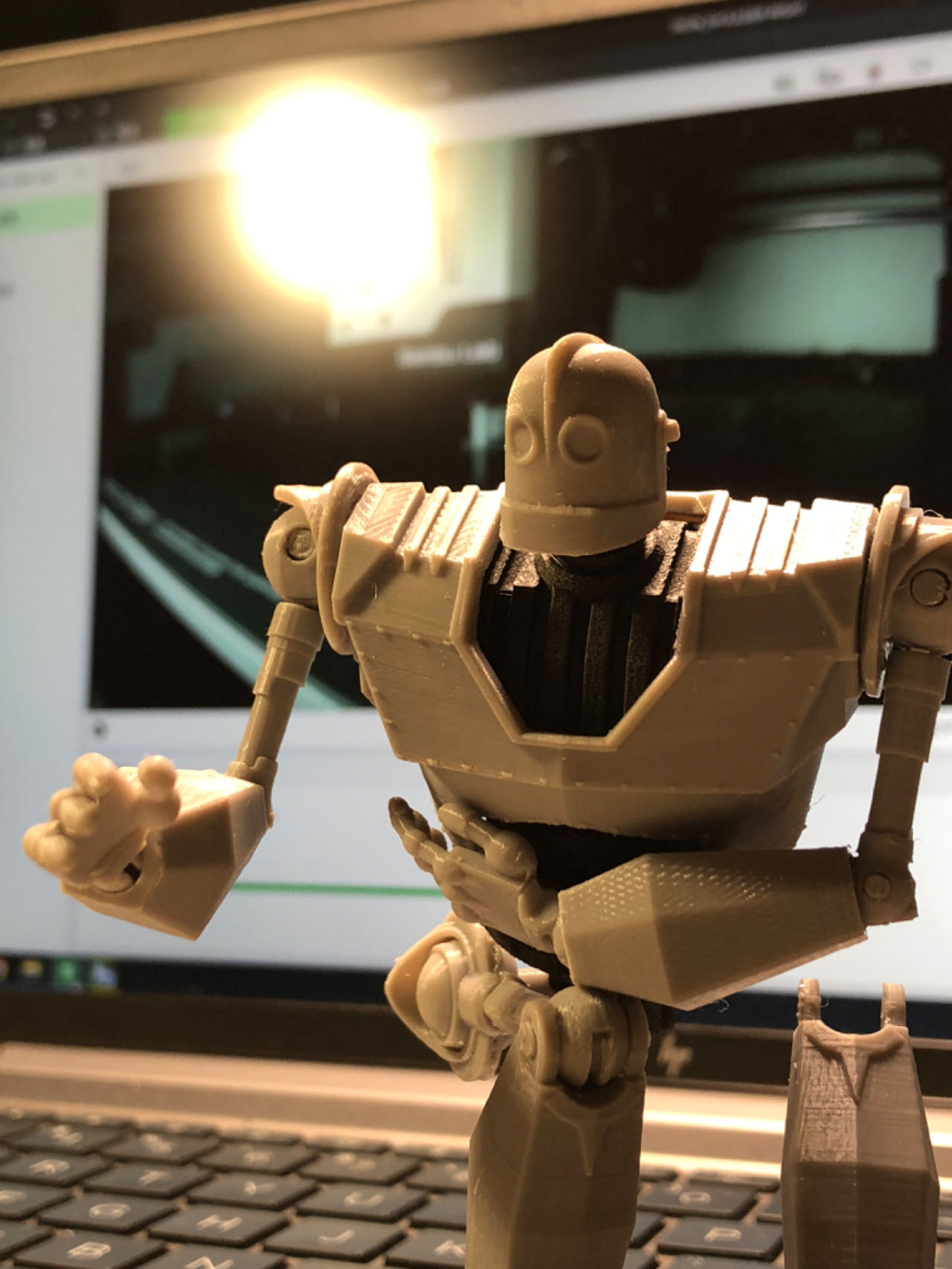 Iron Giant By Crazy Creo Download Free STL Model Printables