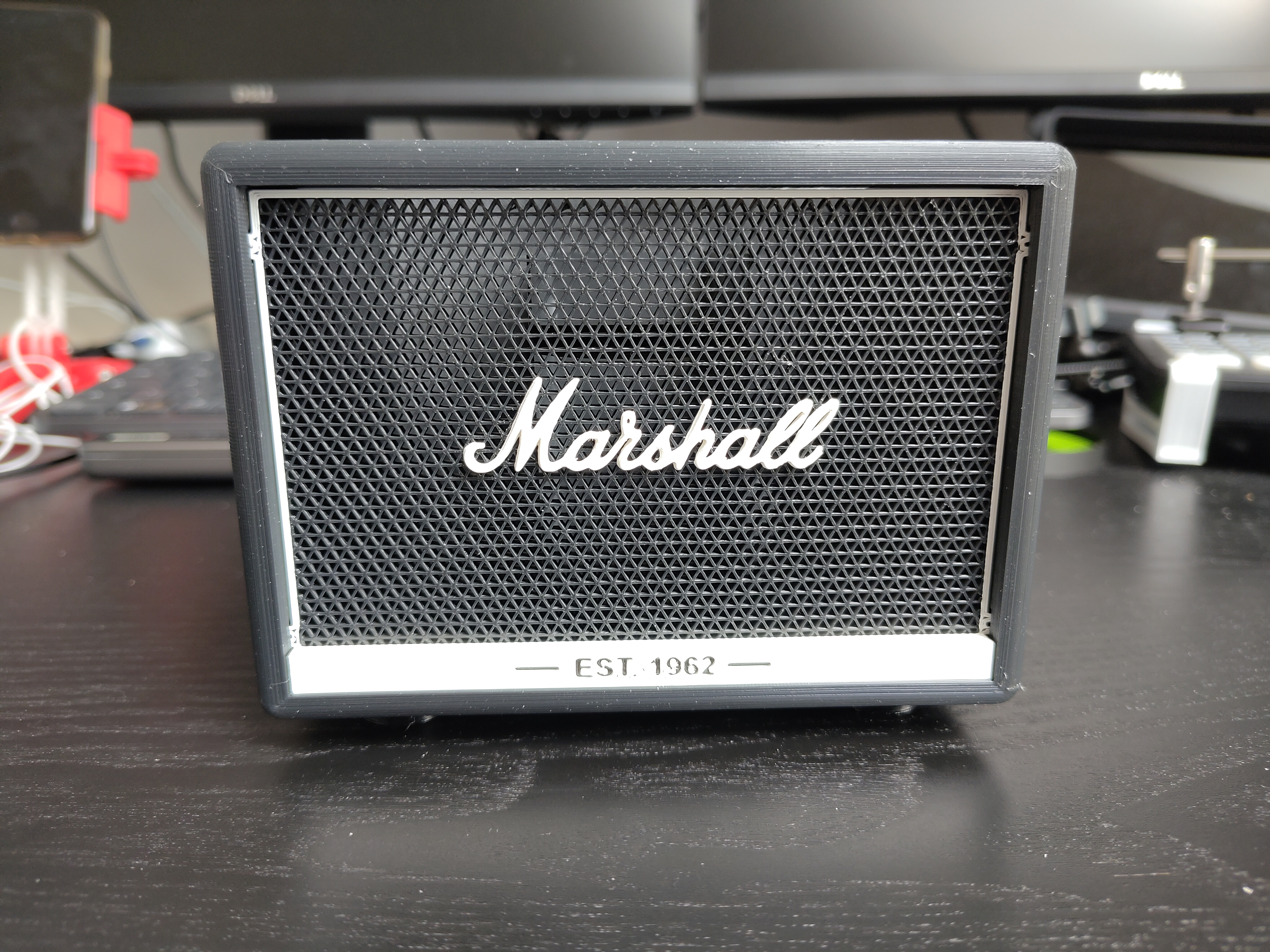 MMU Project to combine Mesh, Logo and Bottom Bar of Marshall Pencil Holder