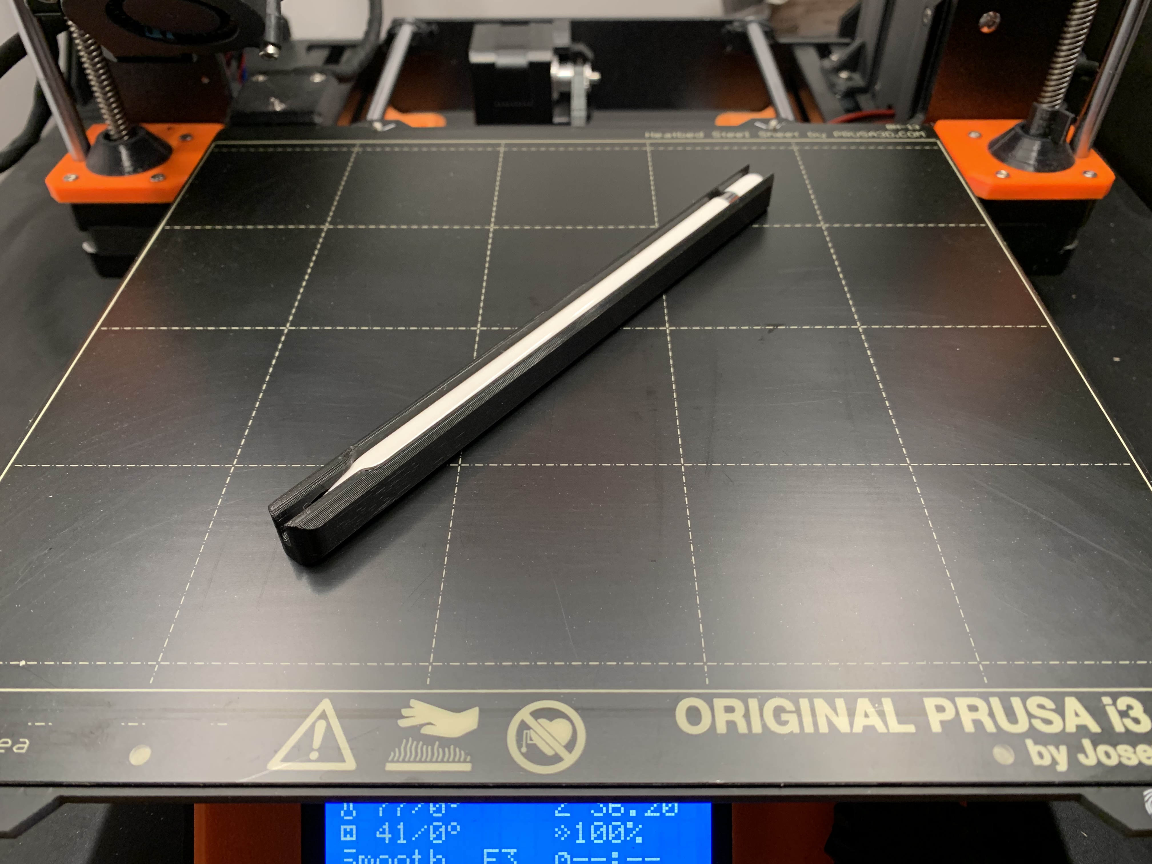 Miniatura 6 do modelo 3D Apple Pencil Protective Case