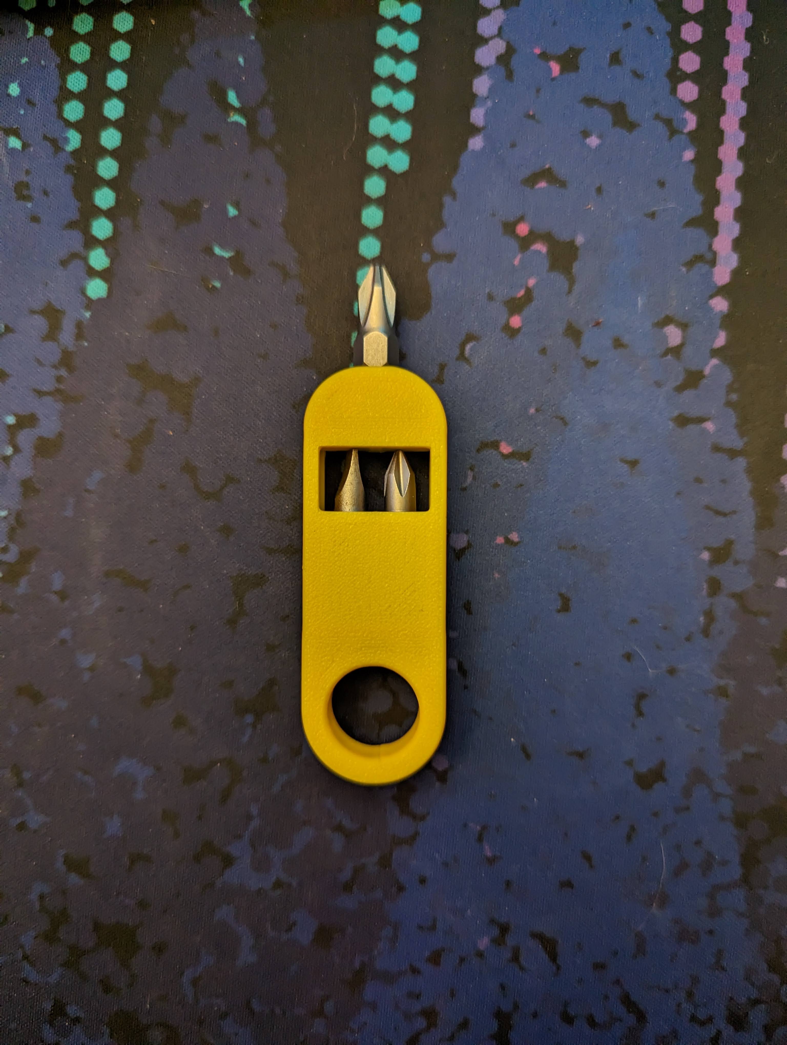Miniatura 2 do modelo 3D Single Piece Keychain Screwdriver