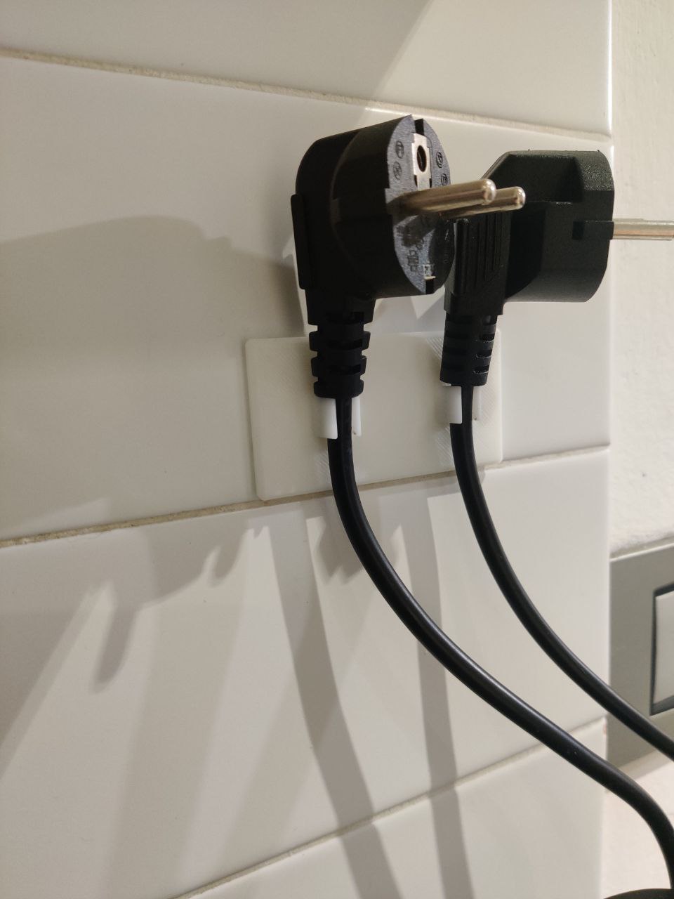 Power supply cables manager.