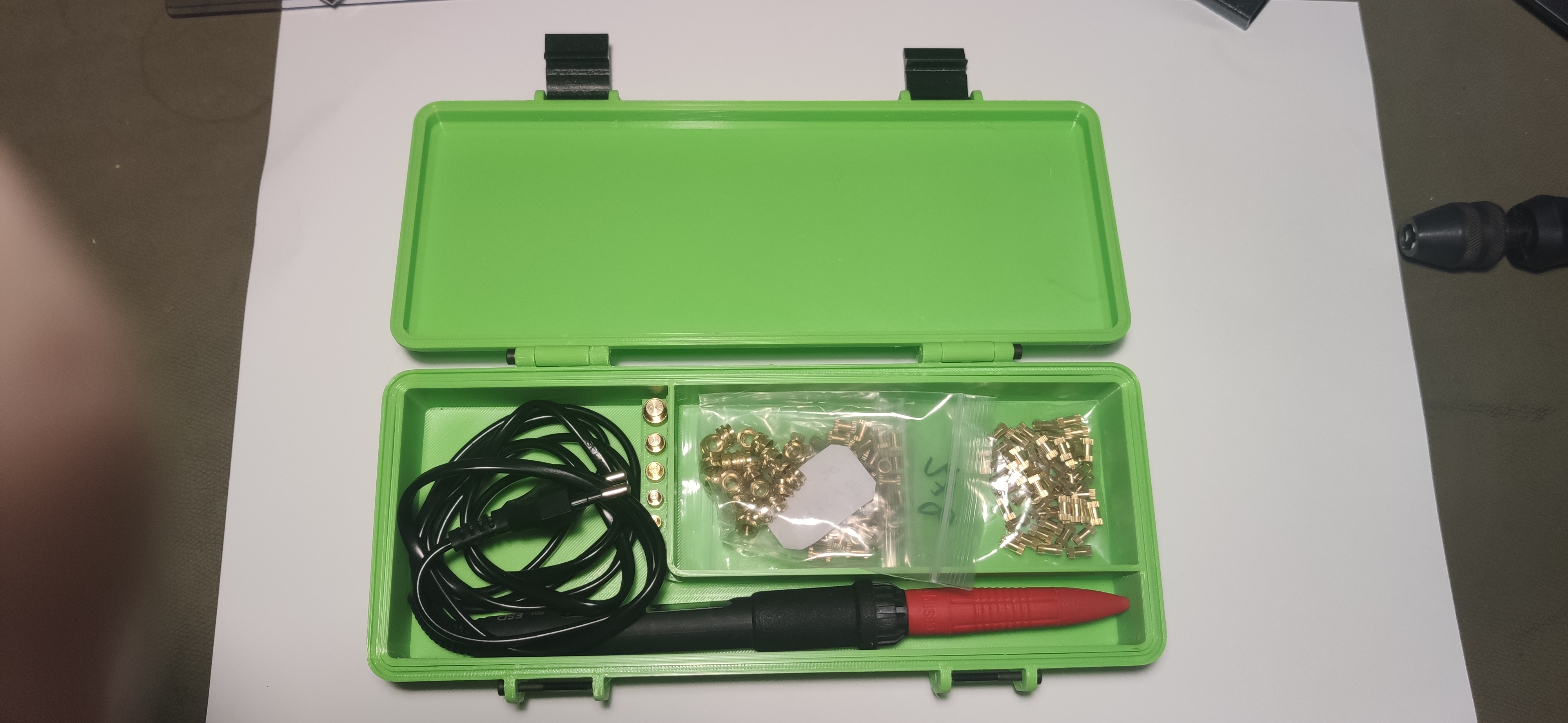 Insert for parametric box - soldering tool and thermal inserts