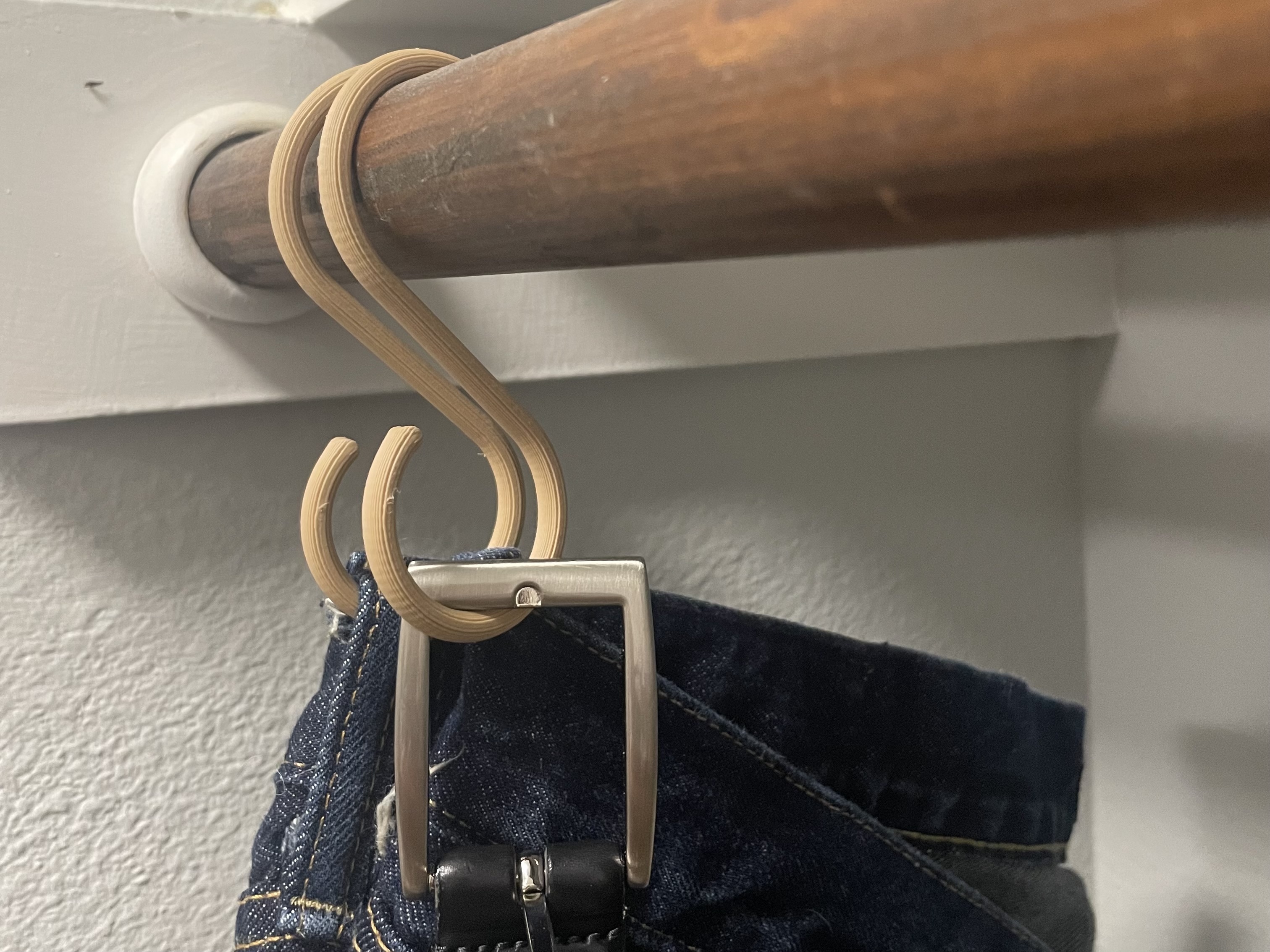 S Hook