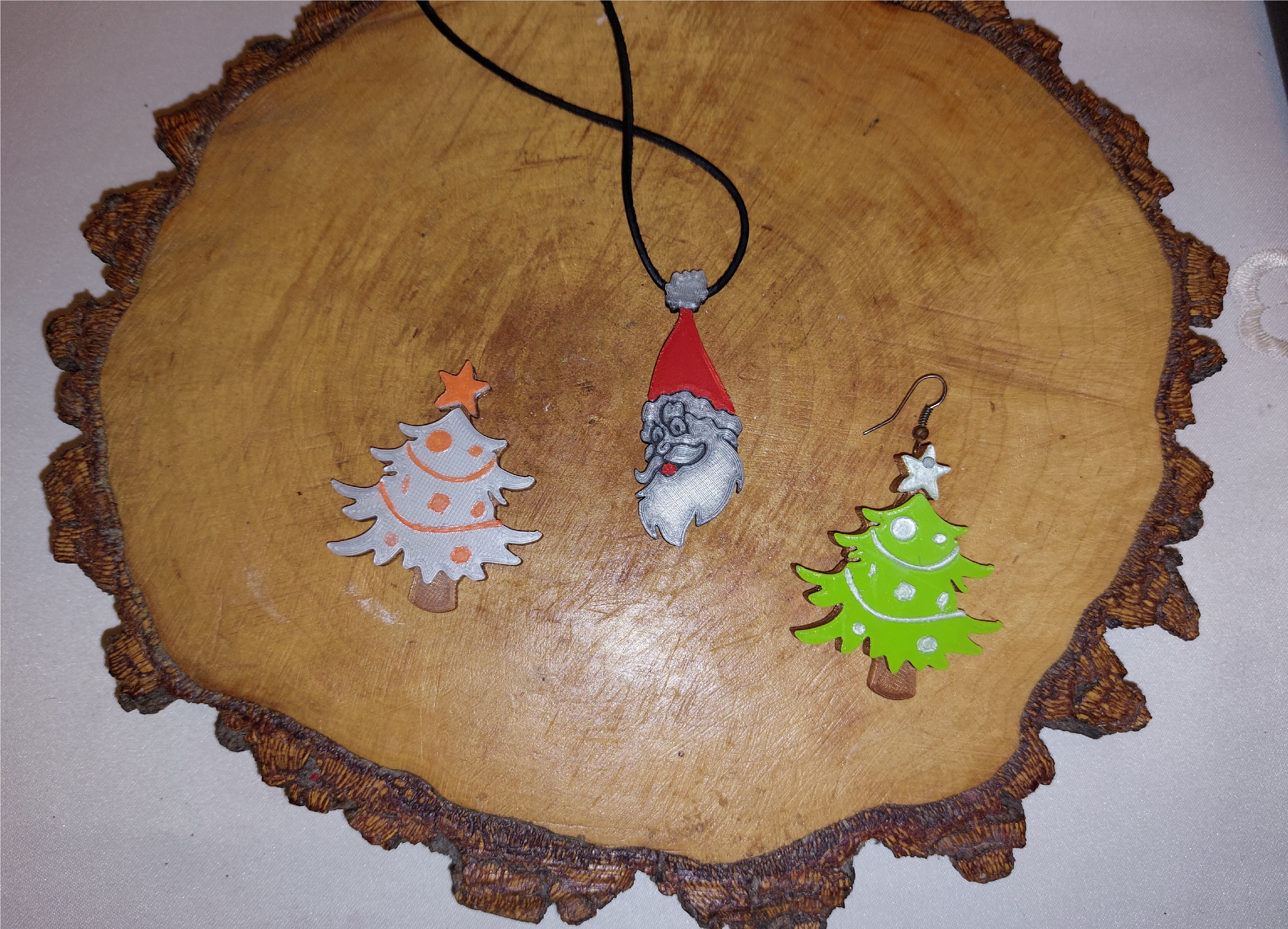!COLORFUL! Santa and Christmas tree - pendant or earring