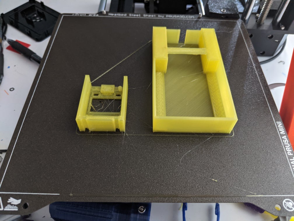 Miniatura 4 do modelo 3D HP Smart Array RAID Battery holder