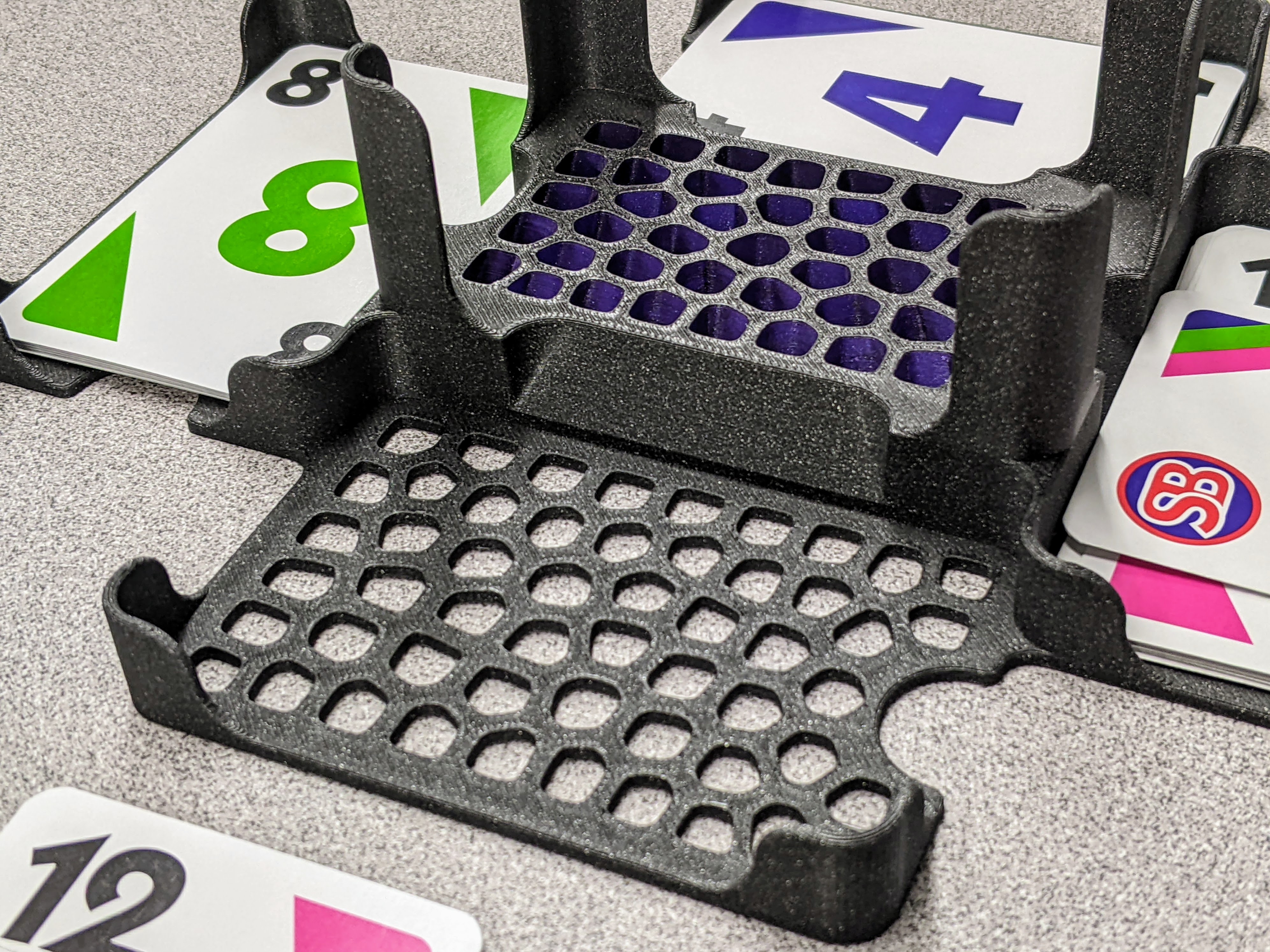 Voronoi Skip-Bo Card Rack
