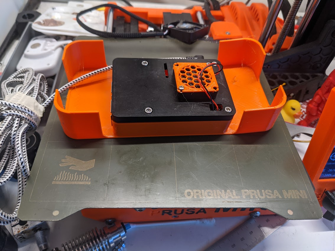 Miniatura 2 do modelo 3D Raspberry Pi 3 B+ case for MINI base.
