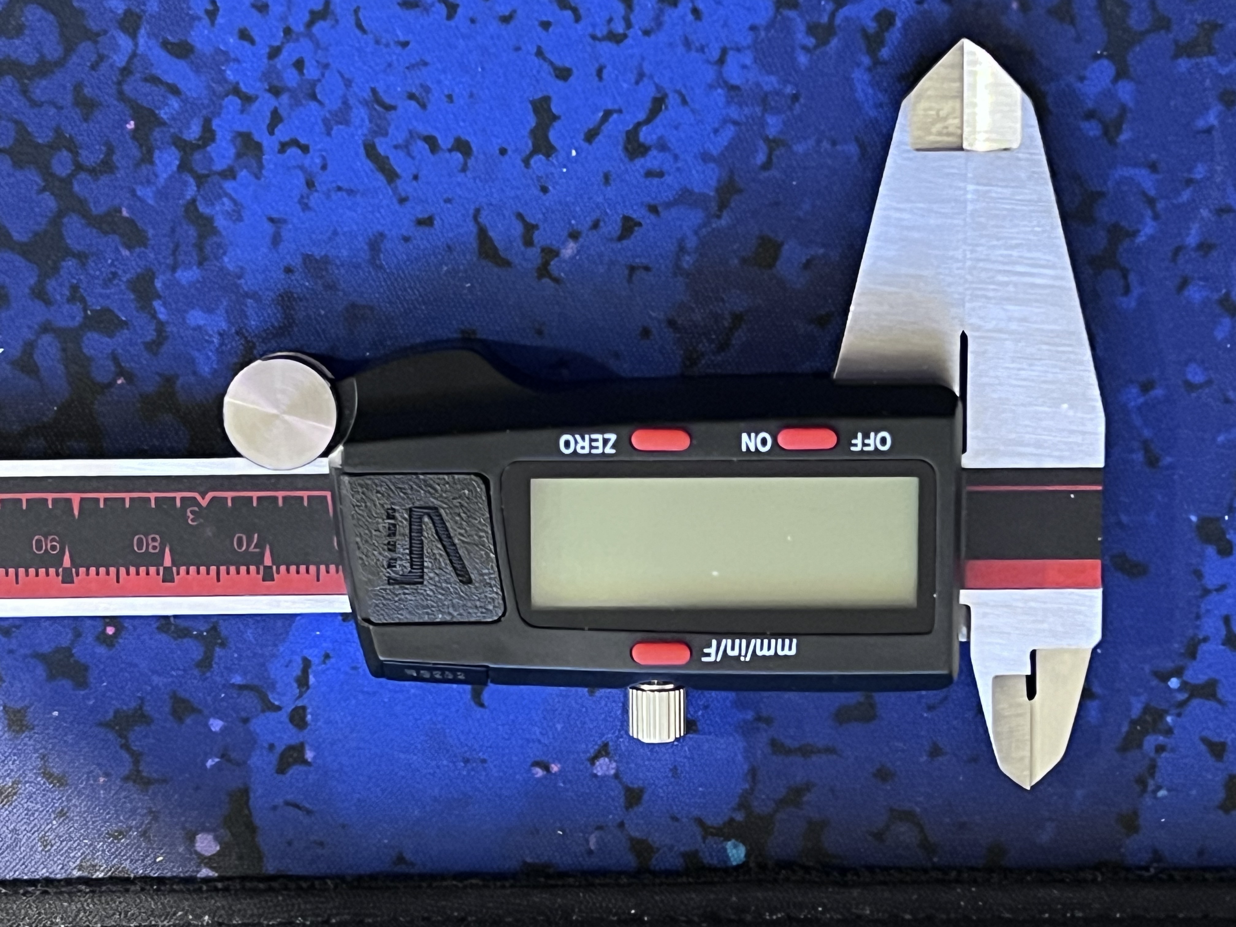 Vinca Digital Calipers Replacement Battery Cover by IanB Download free STL model