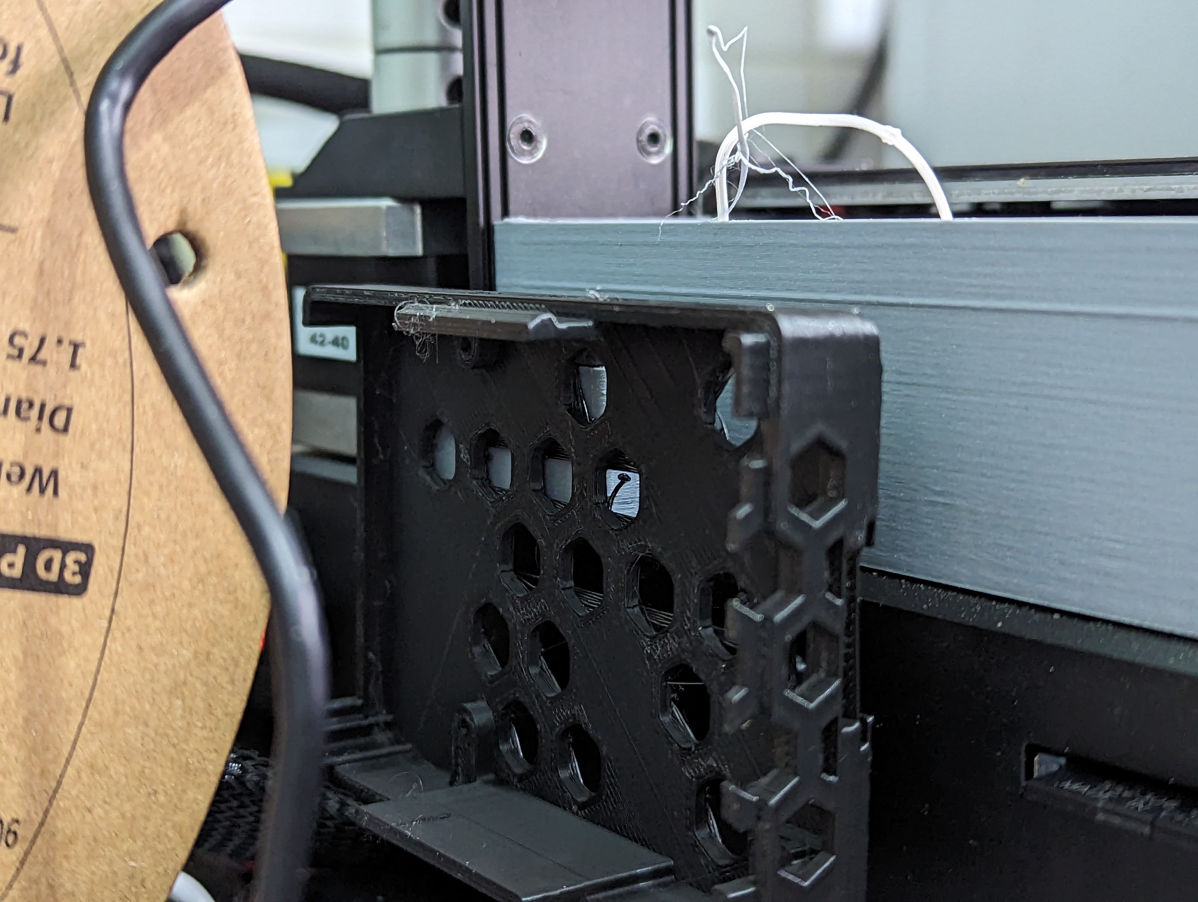 Creality Ender 3 V3 SE Pi mount for storage bin by irreverend