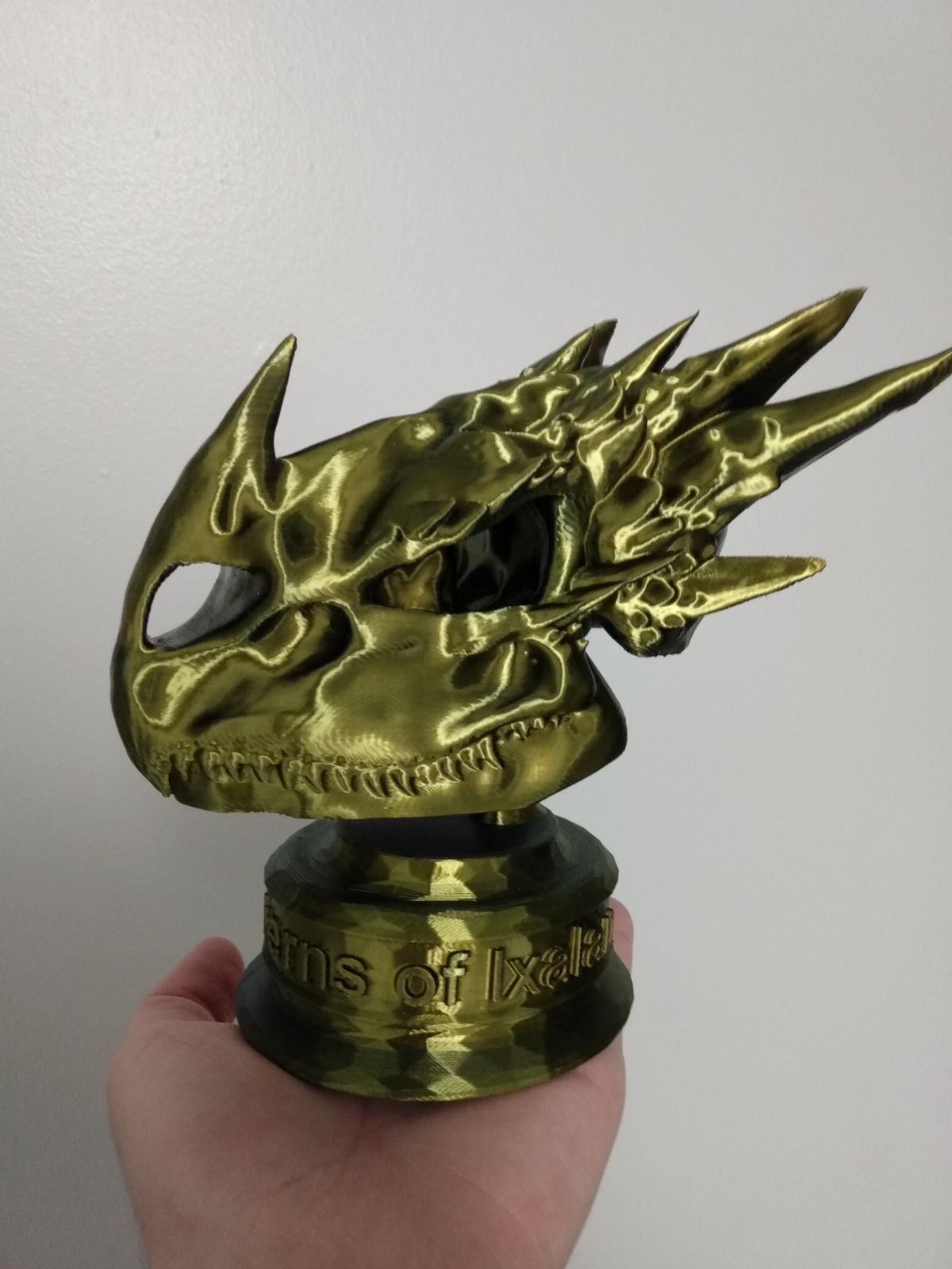 Dragon Skull Stand Trophy Base 3D model thumbnail
