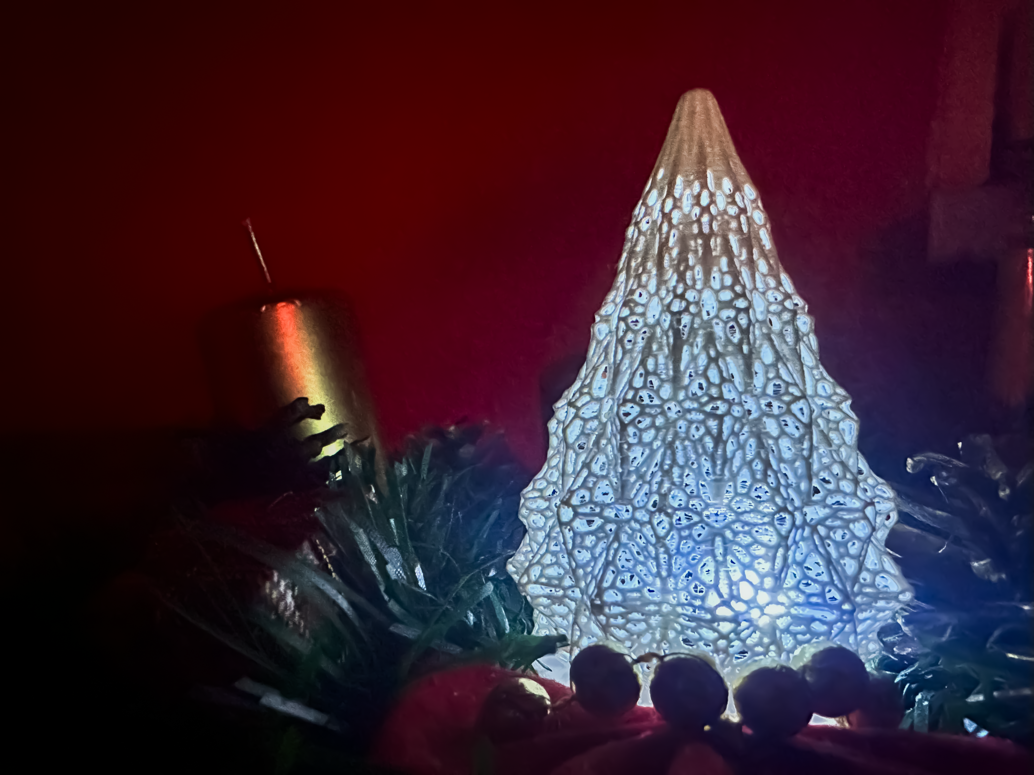 Voronoi Christmas Tree