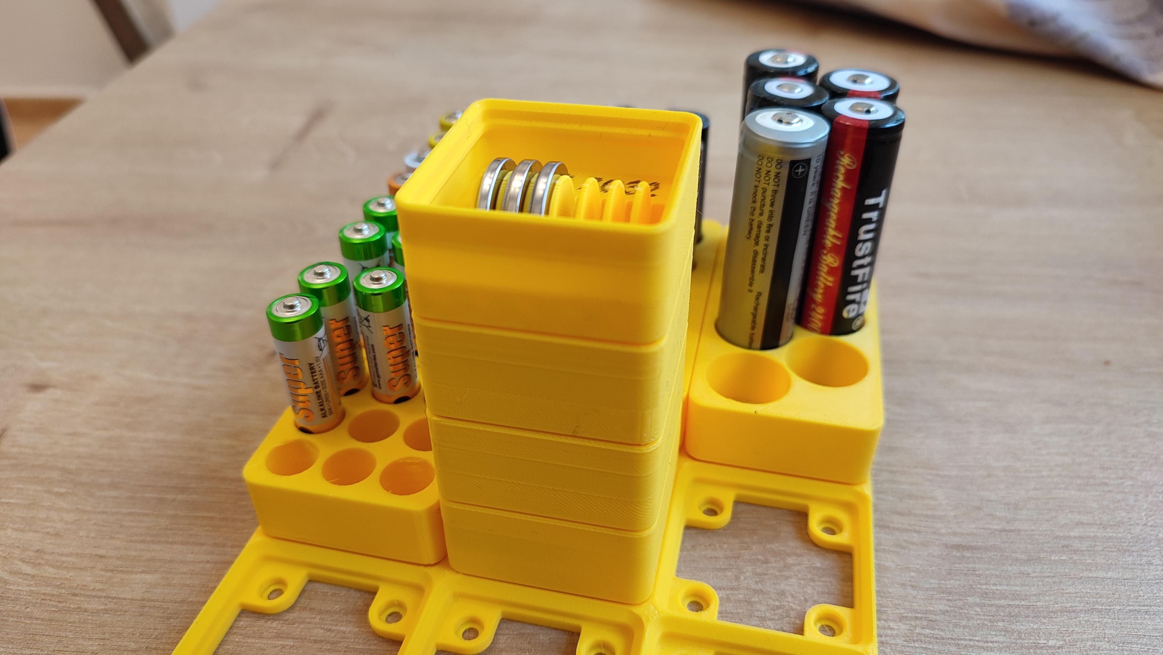 Miniatura 2 do modelo 3D Coin cell battery boxes for Gridfinity