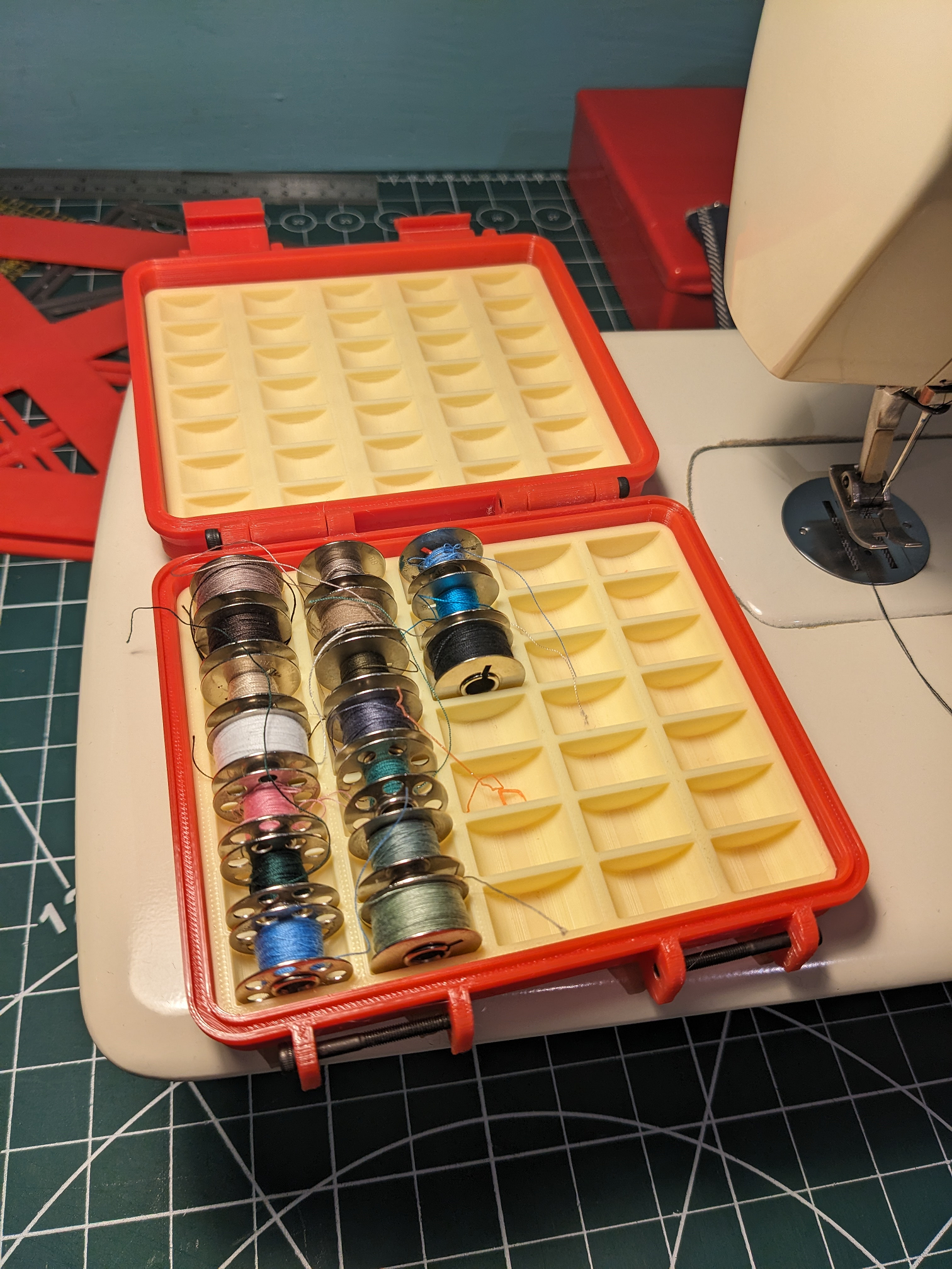 Bobbin Box