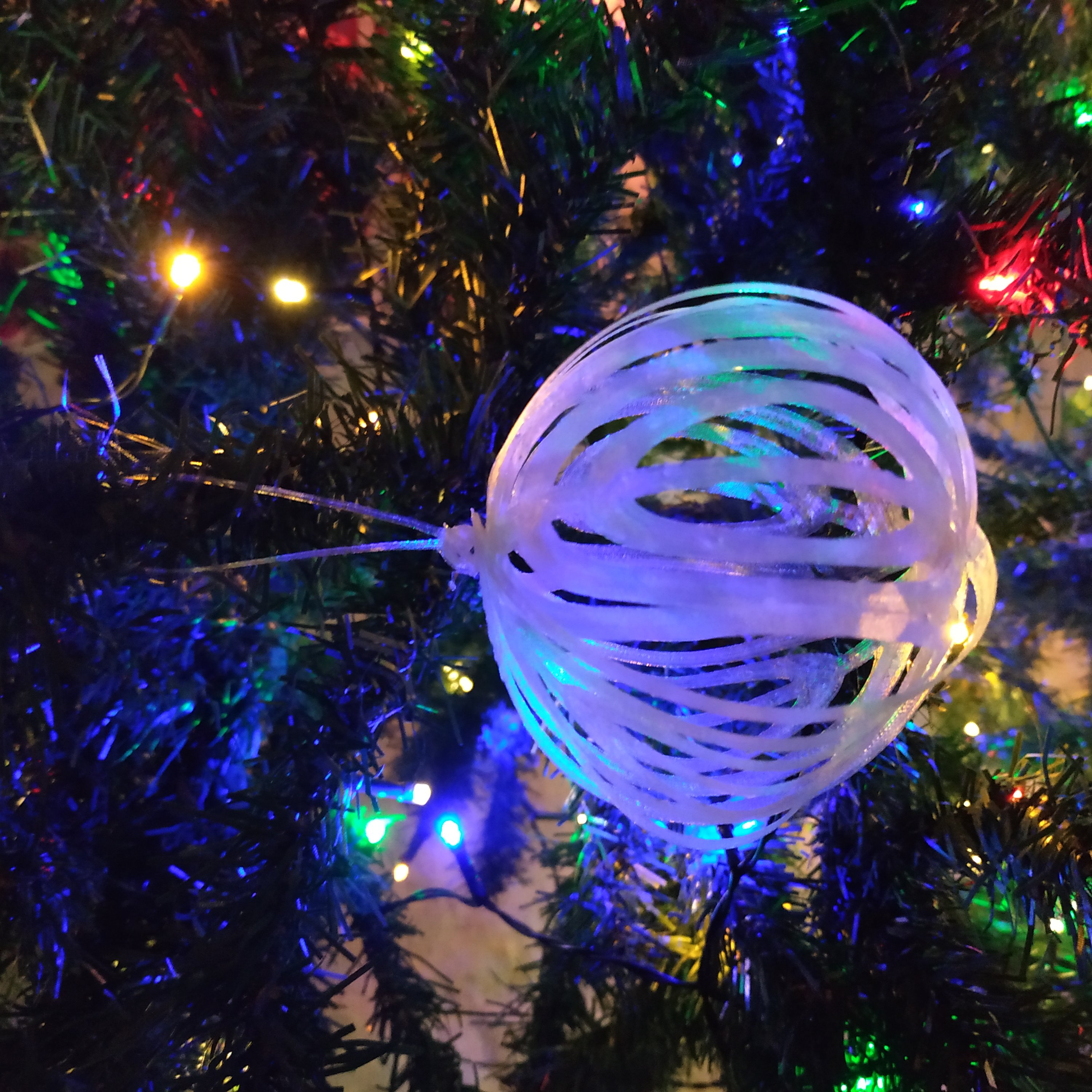 very lightweight christmas bauble