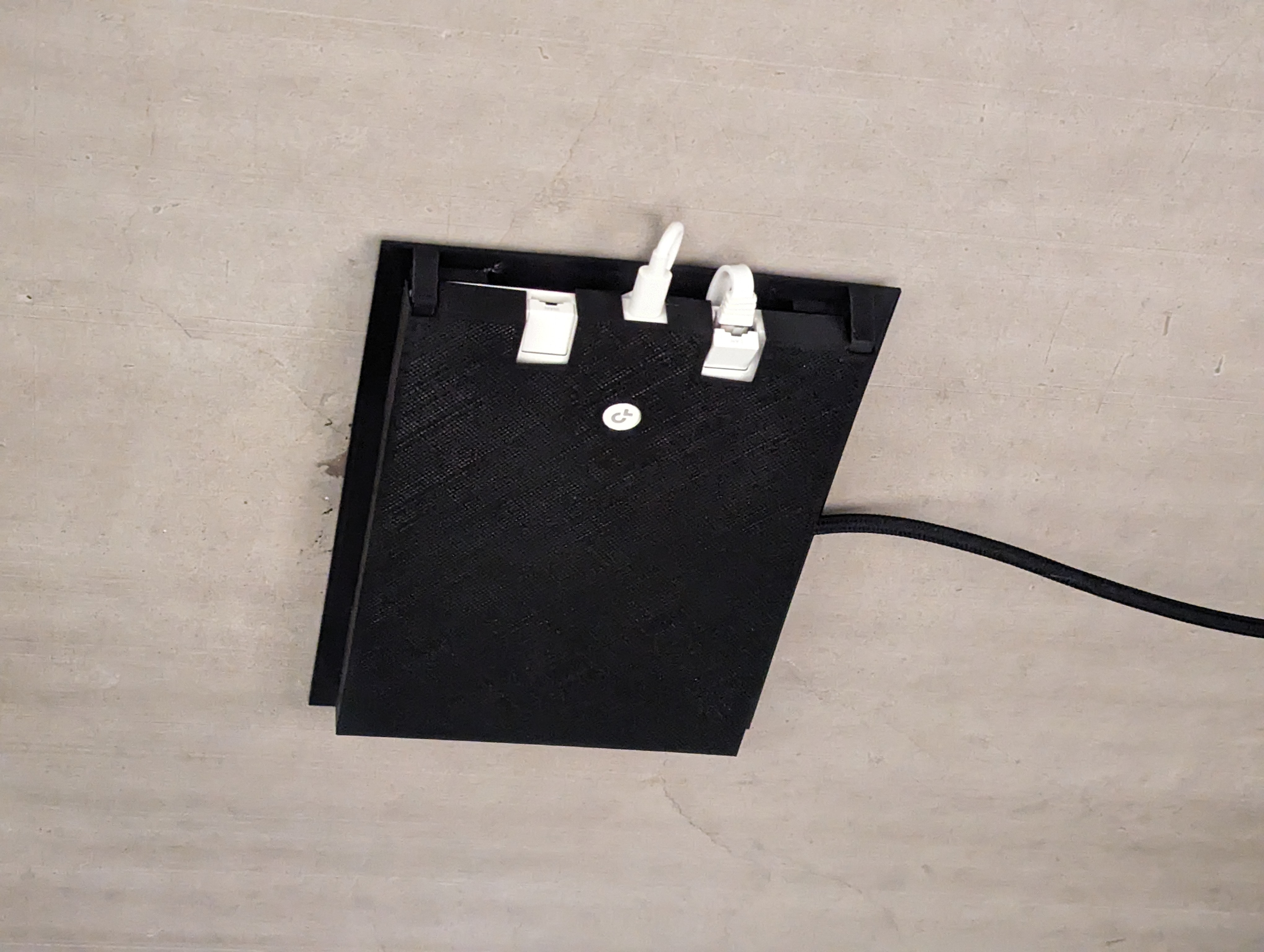 TP-Link Archer Air R5 ceiling mount and cover
