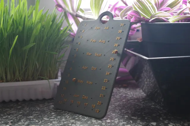 Pin calender