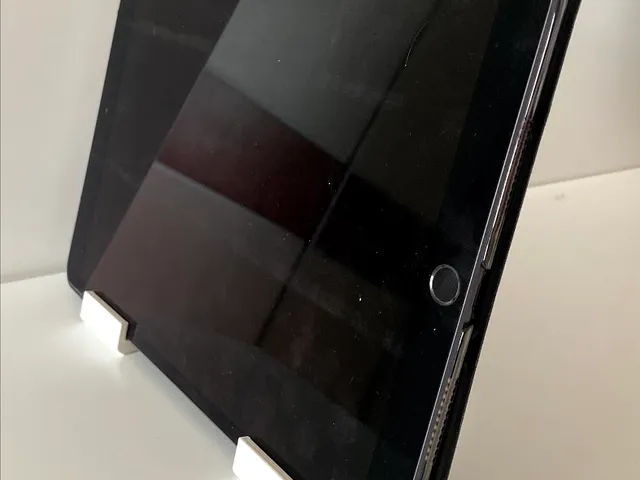 iPad stand