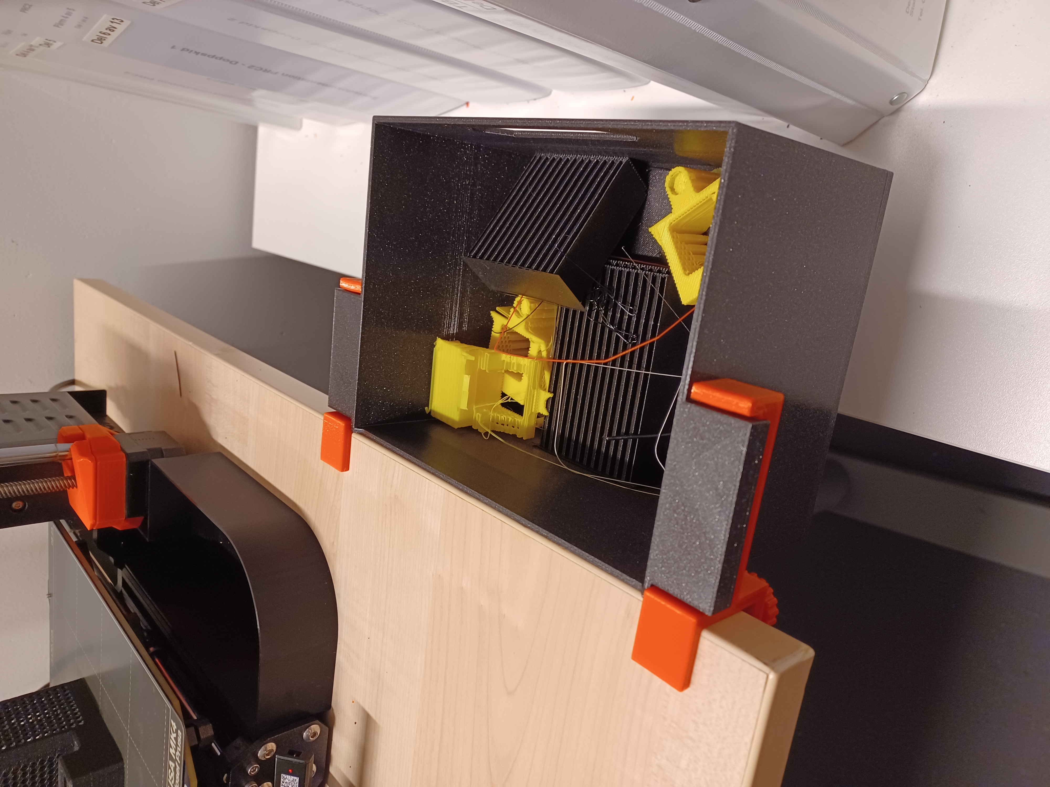 Bigger desk mount trash box