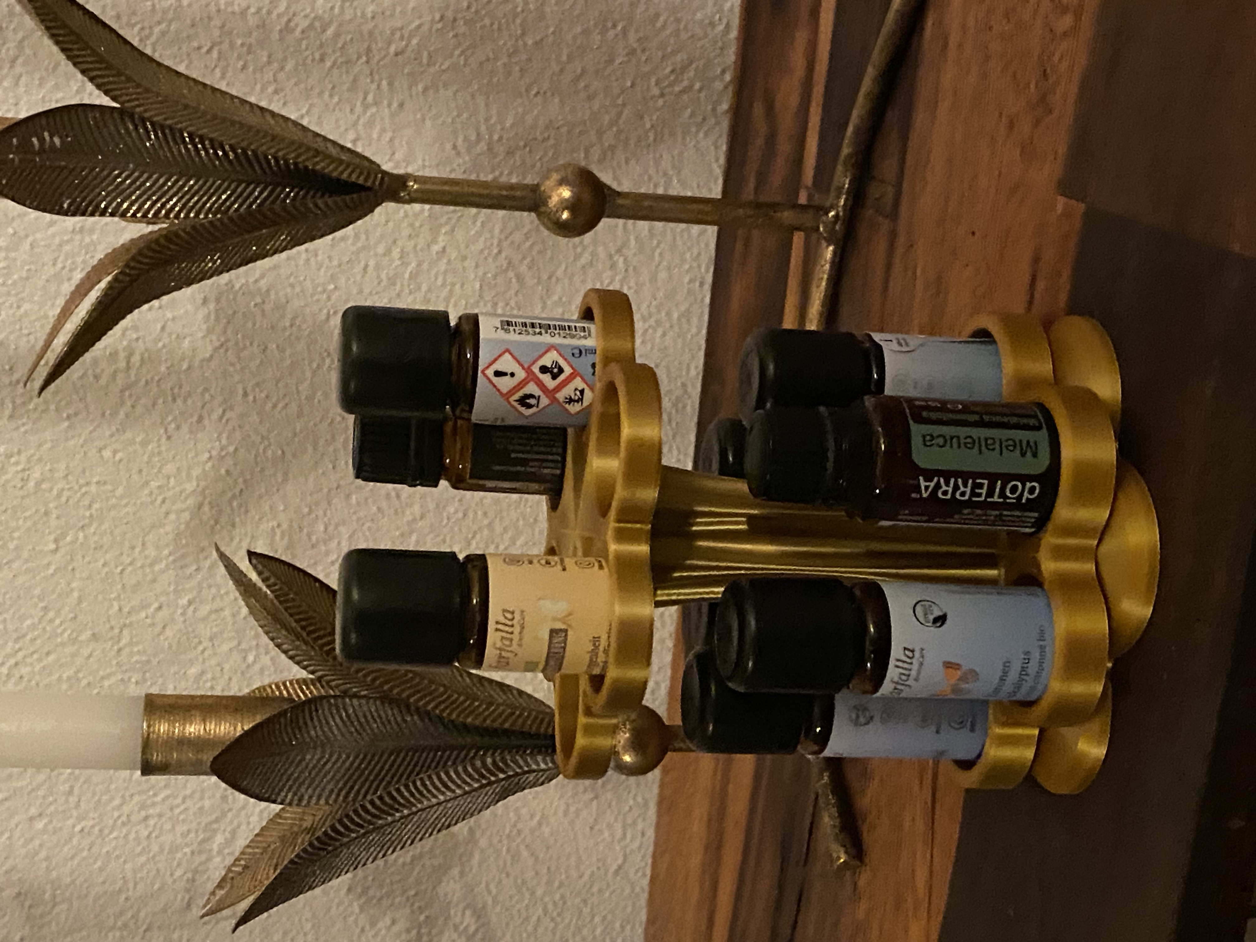 Duftölständer / Essential oil stand