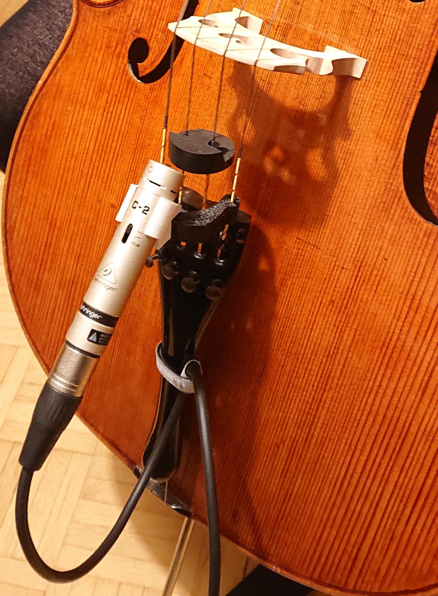 t.bone ovid CC 100 and pencil mic holder for cello and double bass DPA4099 instrument microphone