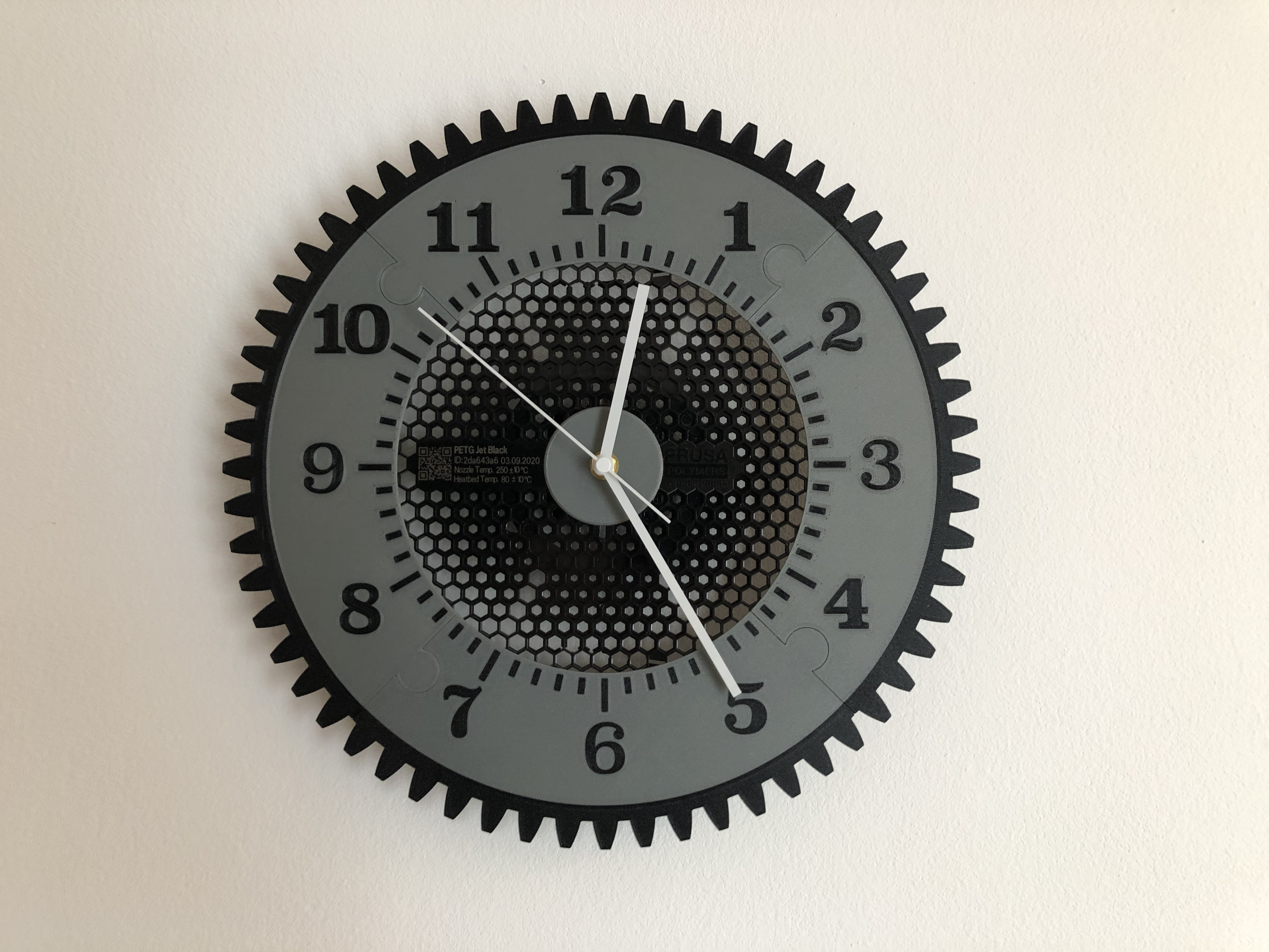 wall clock (prusa spool upcycling)