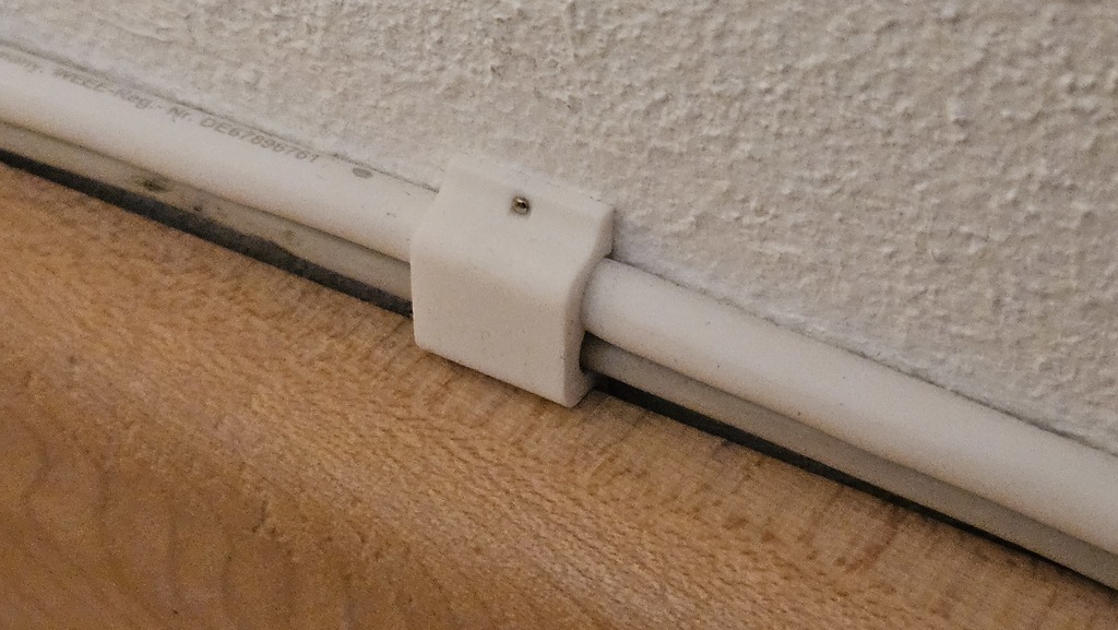 double cable clamp