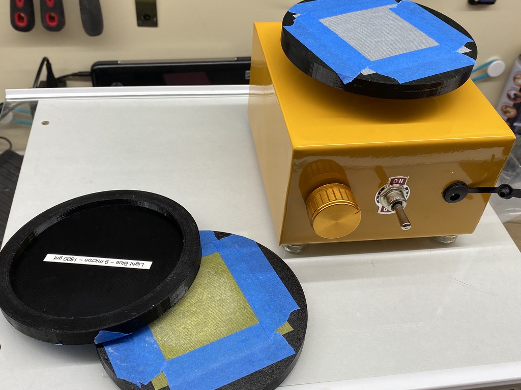 Quick change for mini potters wheel
