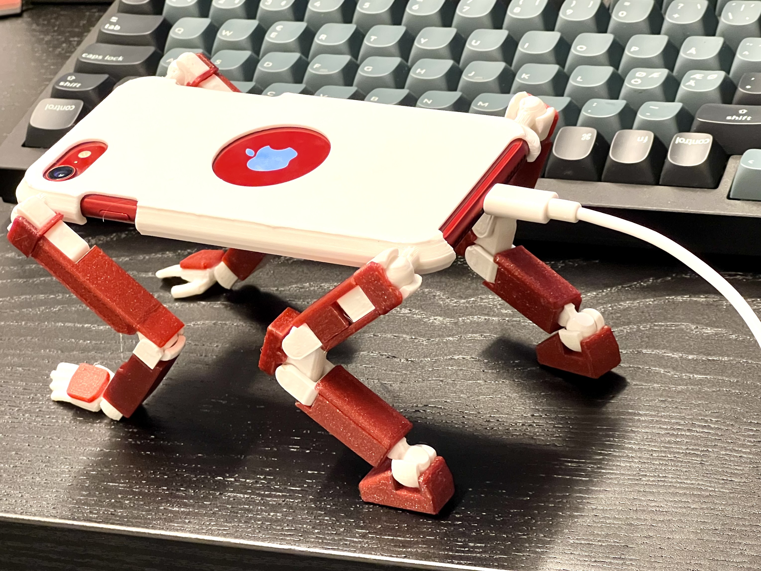 Lucky 13 case for iPhone SE (2020, 2022) por teeeeeee Descargar