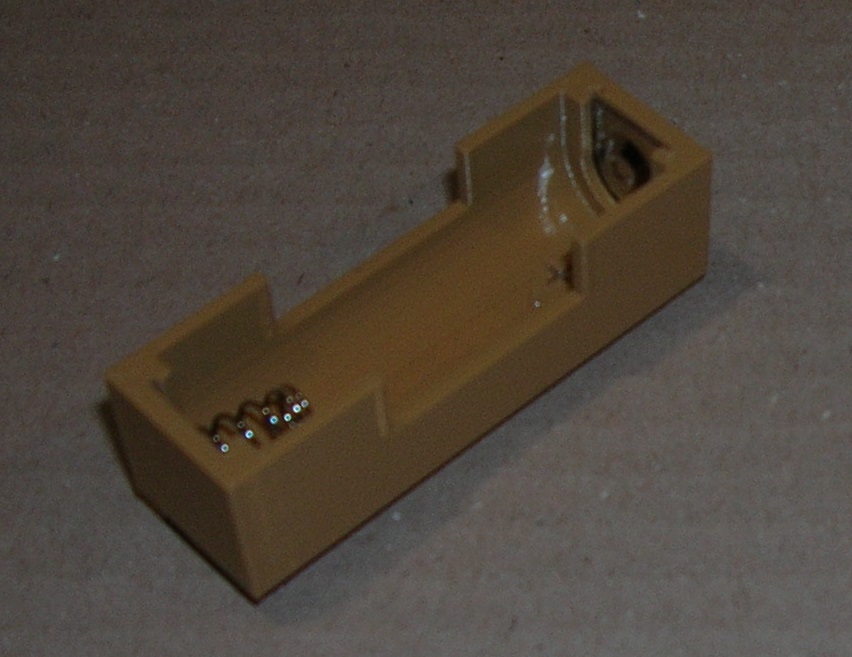 Battery box for one 1.5V AA battery