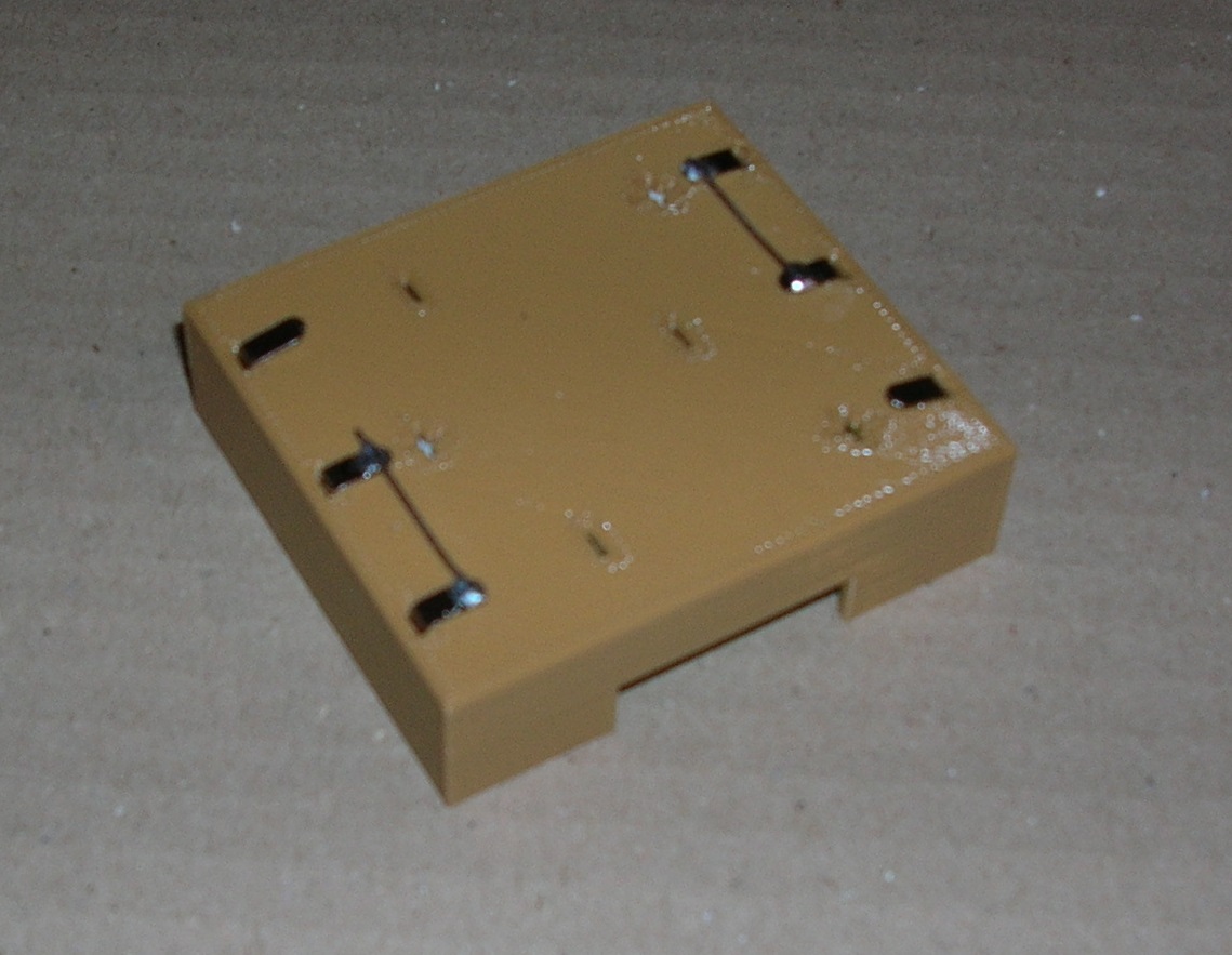 Battery Box For Three 1.5v Aa Batteries In Series Connection By Jiří 