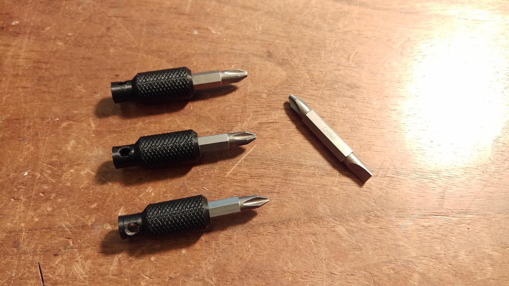 Double Ended Keychain Screwdriver / bit driver by PaperSkeletons3D