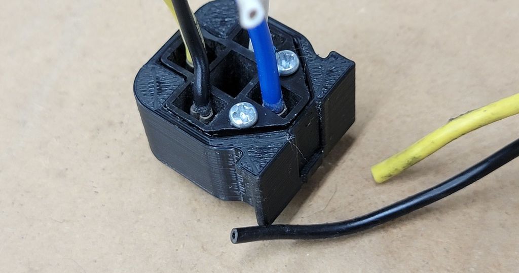 Bosch 12v relay socket to Nissan fuse box adapter plug by Projectsupra