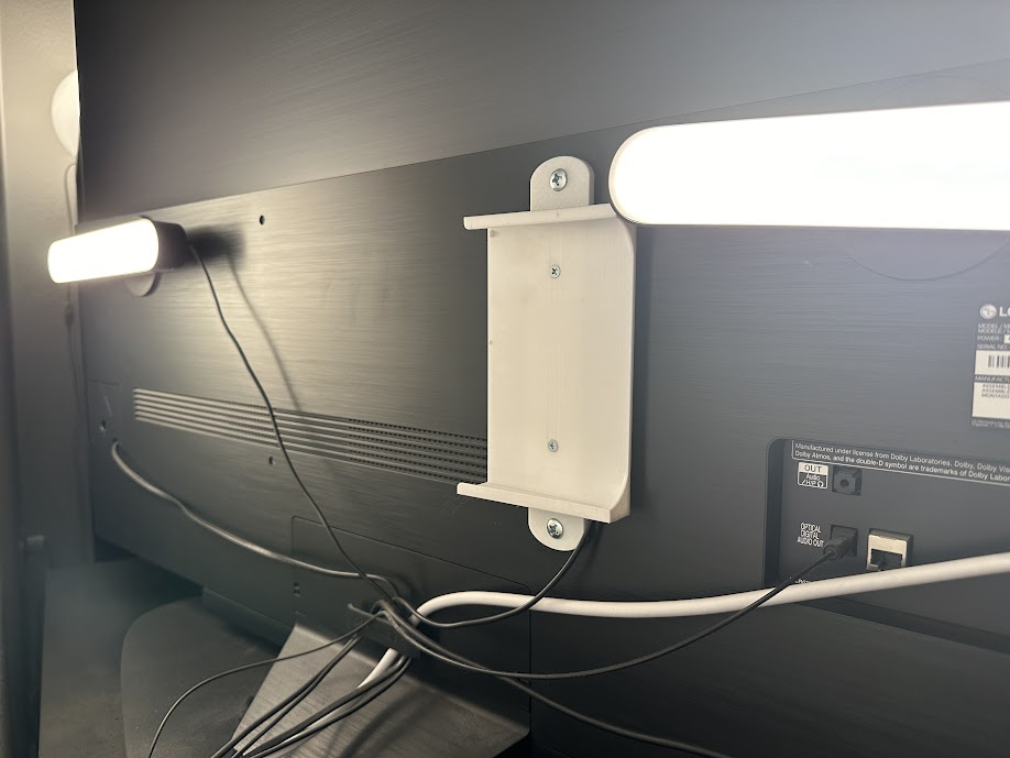 Vesa 200 to 100 mounting bracket by sascha | Download free STL model ...