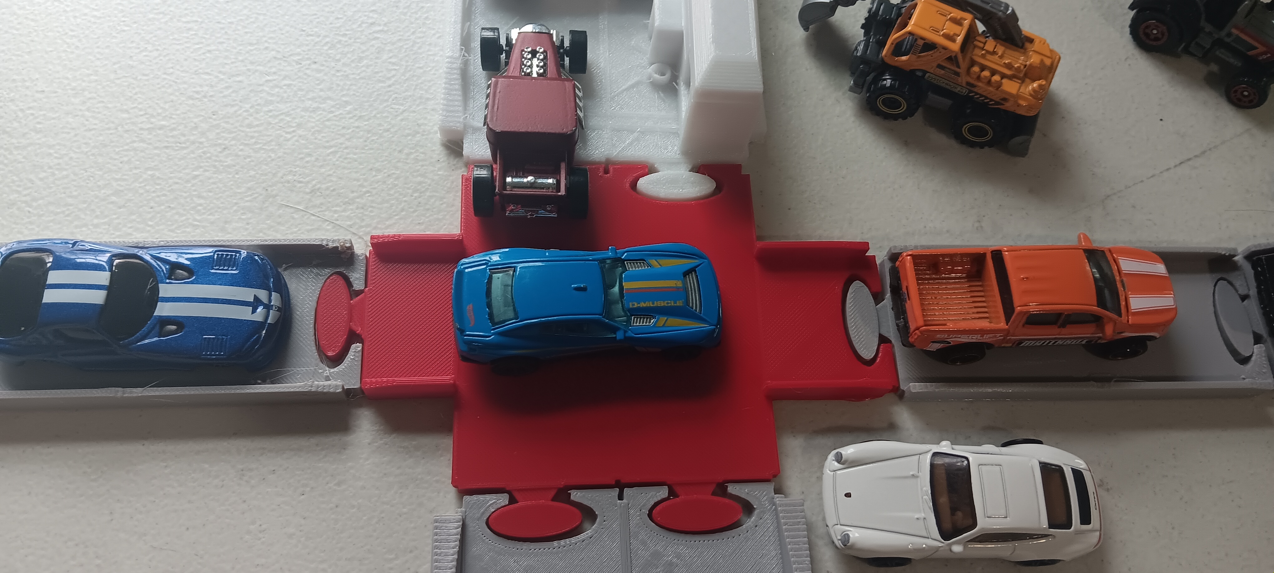(OLD VERSION) Toy City & Road Playset System for Hot Wheels and Matchbox Cars