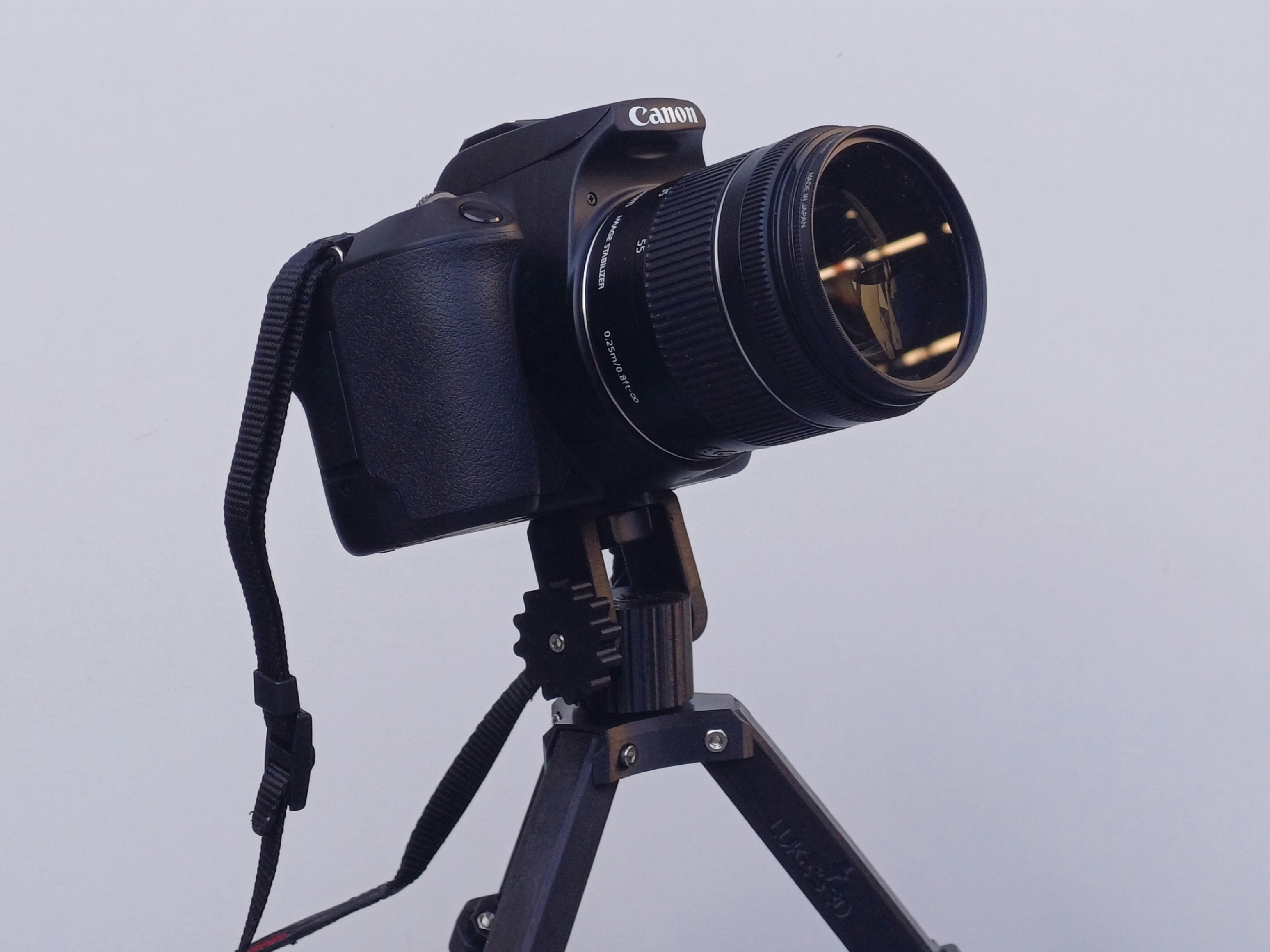 Tilt and rotate extension for Foldable telescopic snap lock camera mini tripod