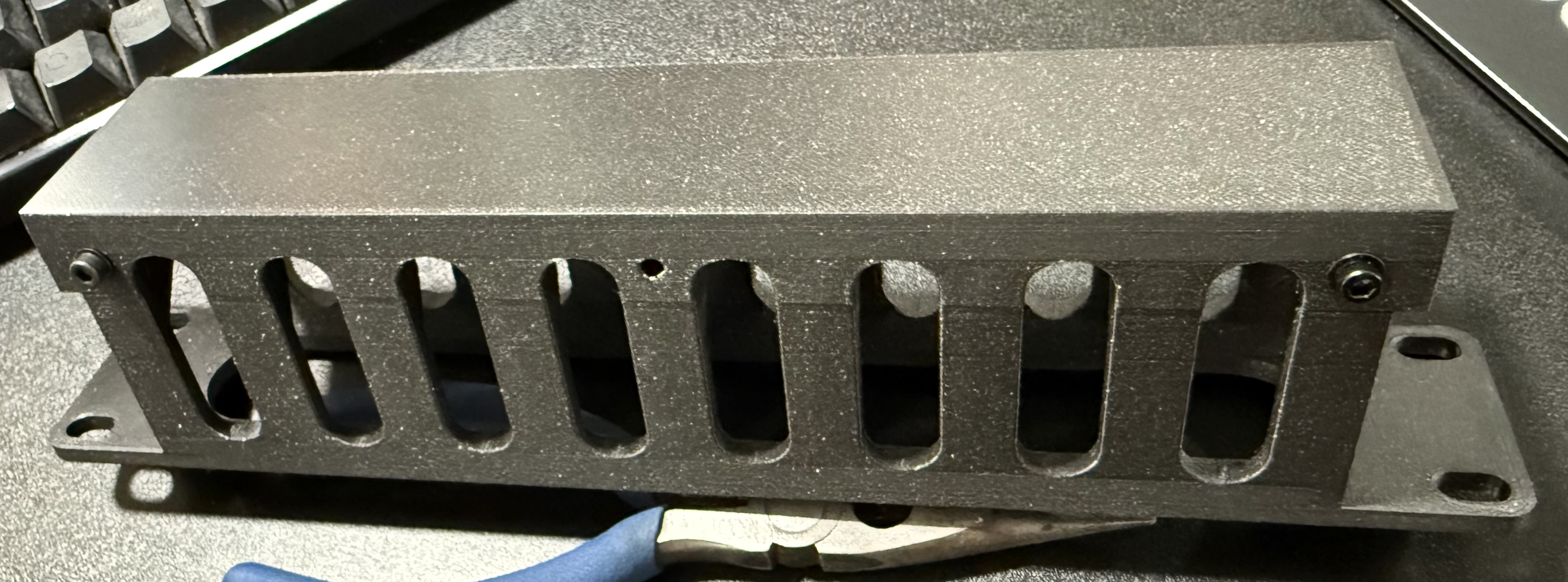 10 inch Rack 1U Finger Duct