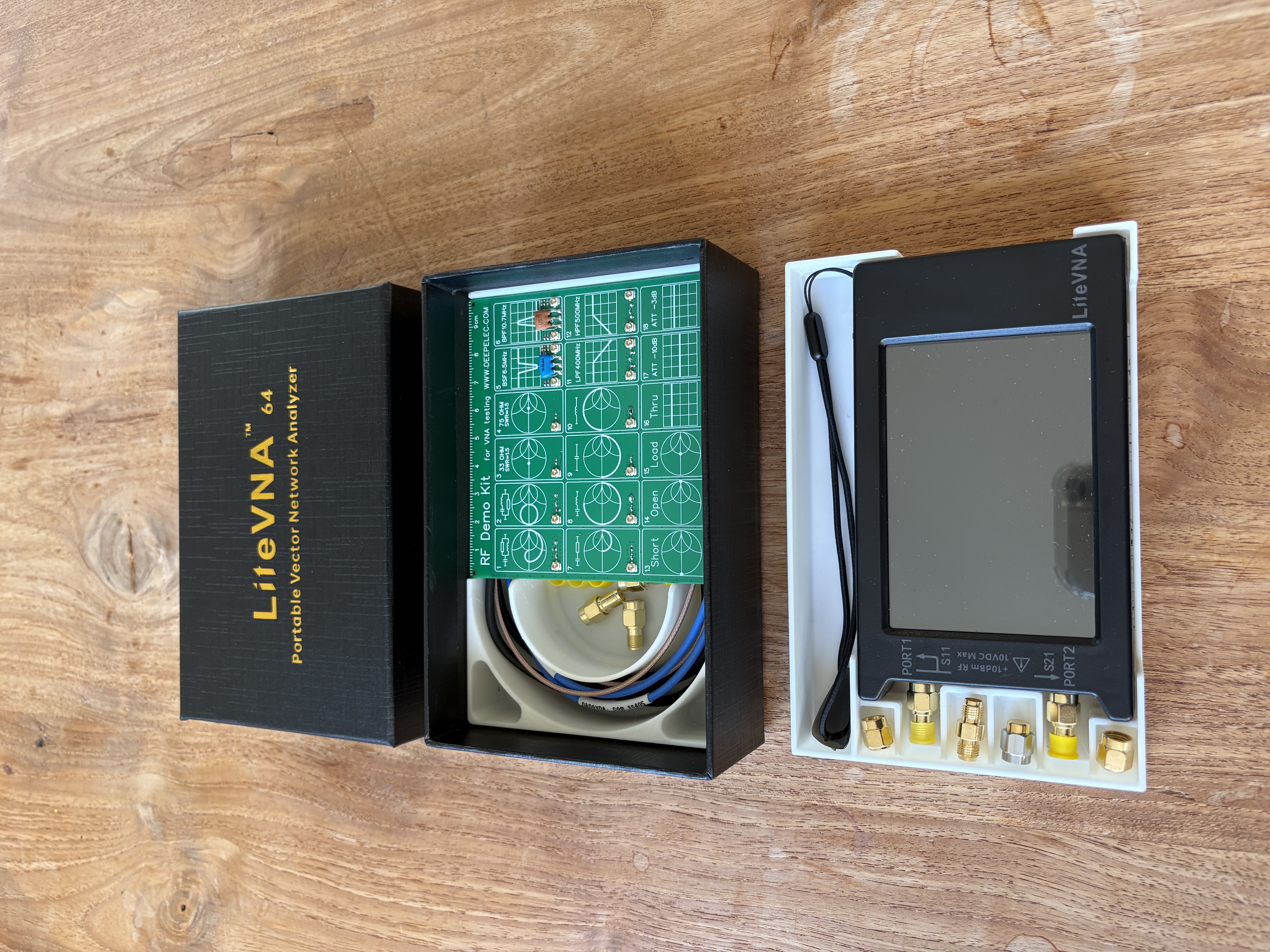 LiteVNA64 Box Insert