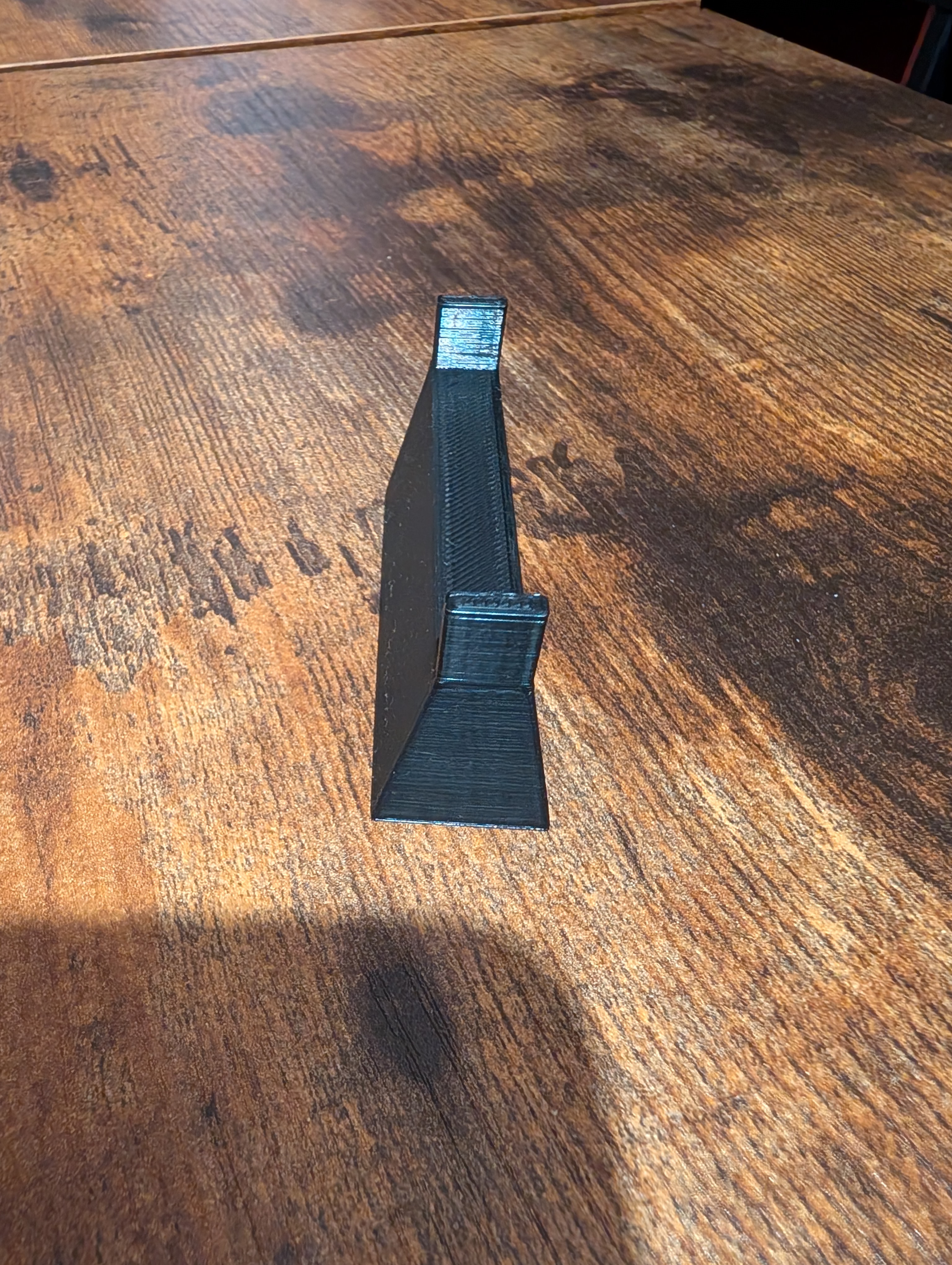 Universal Soundbar Desk Stands – Compact 35mm Height (Up to 62mm Width)