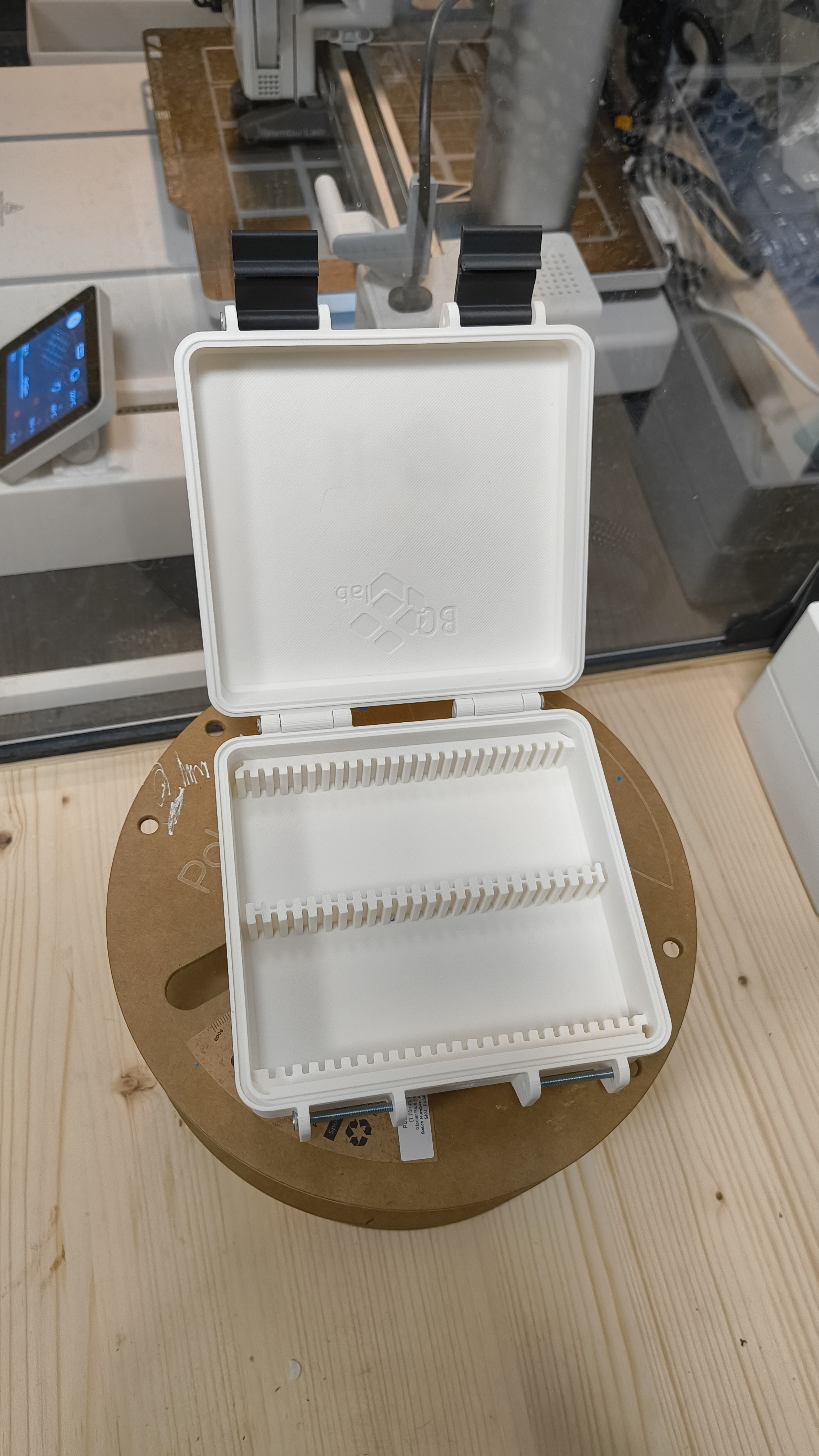 Thin section Rugged box